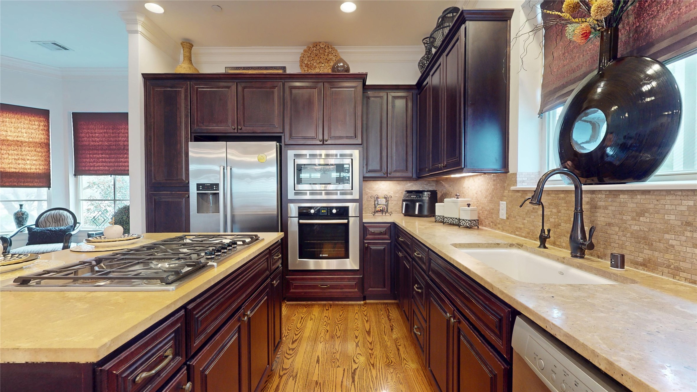 15927 Morgan Street Property Photo 16