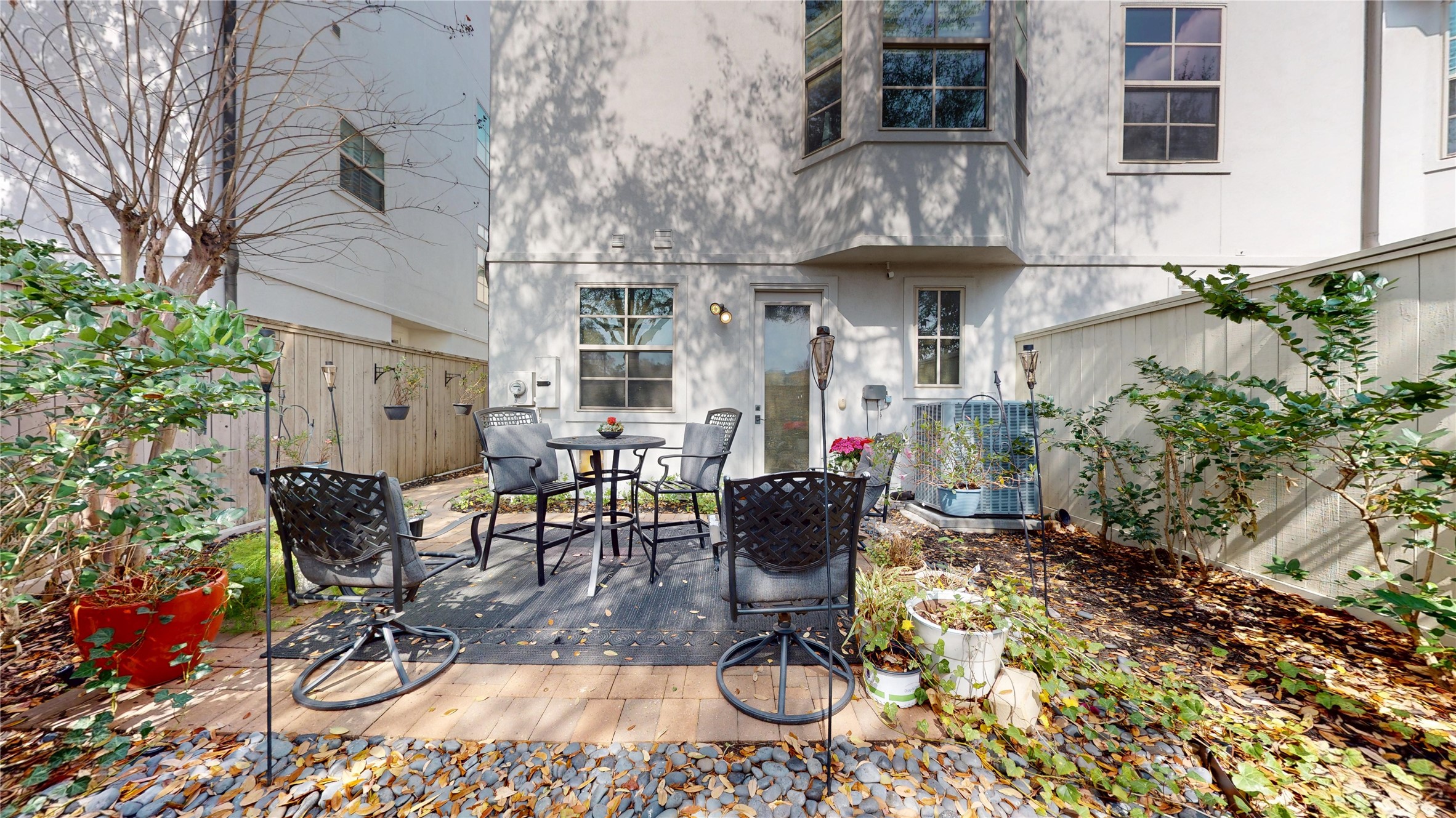15927 Morgan Street Property Photo 46