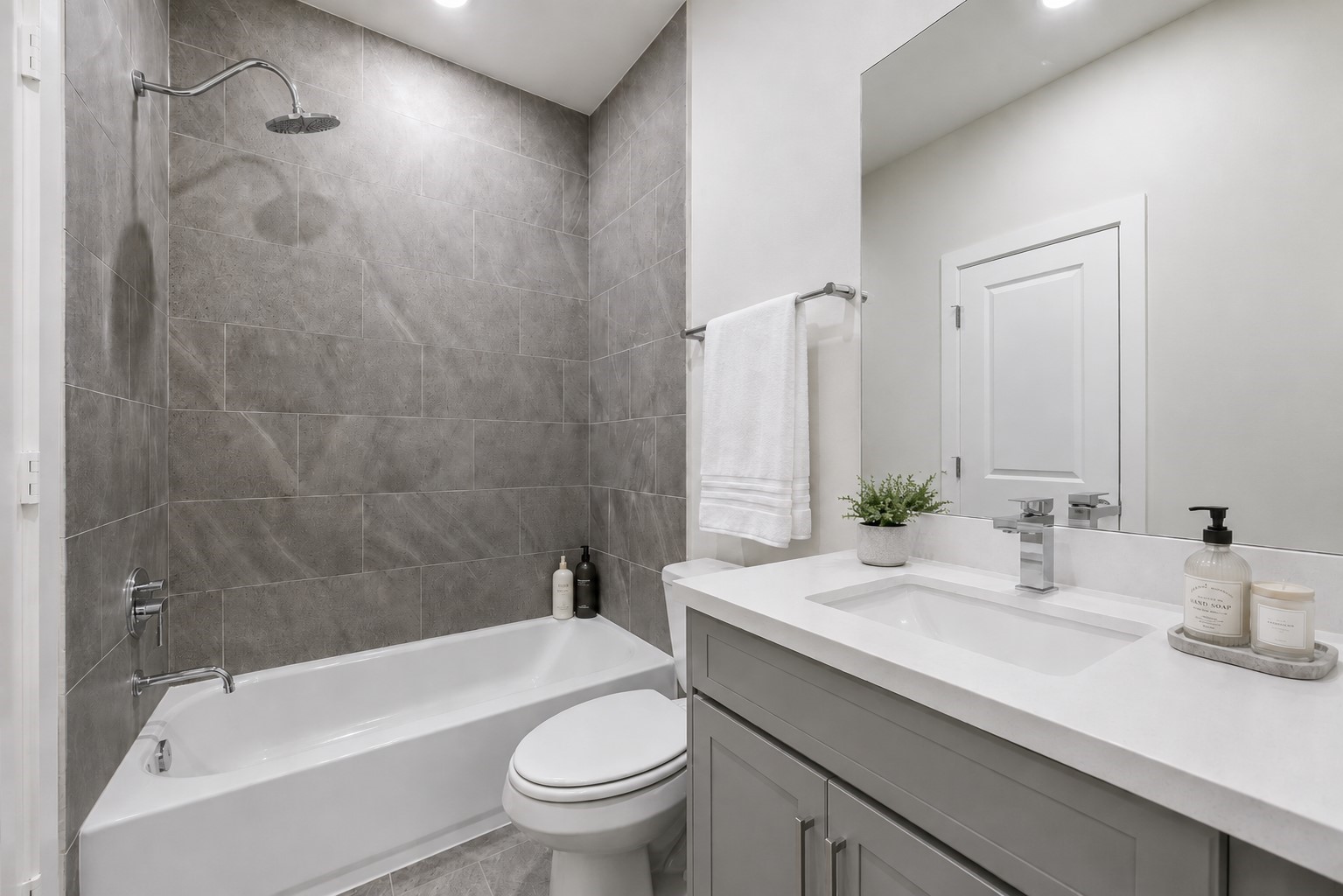 6382 Paddington Bend Drive Property Photo 10