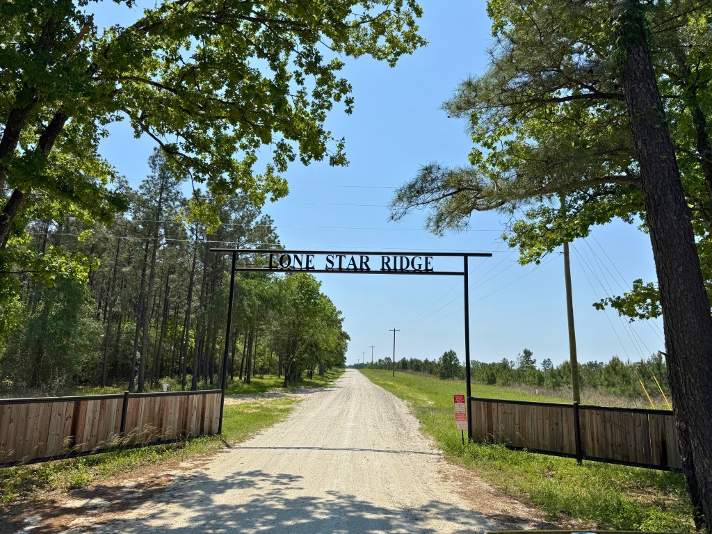 1 Lost Creek Road Property Photo
