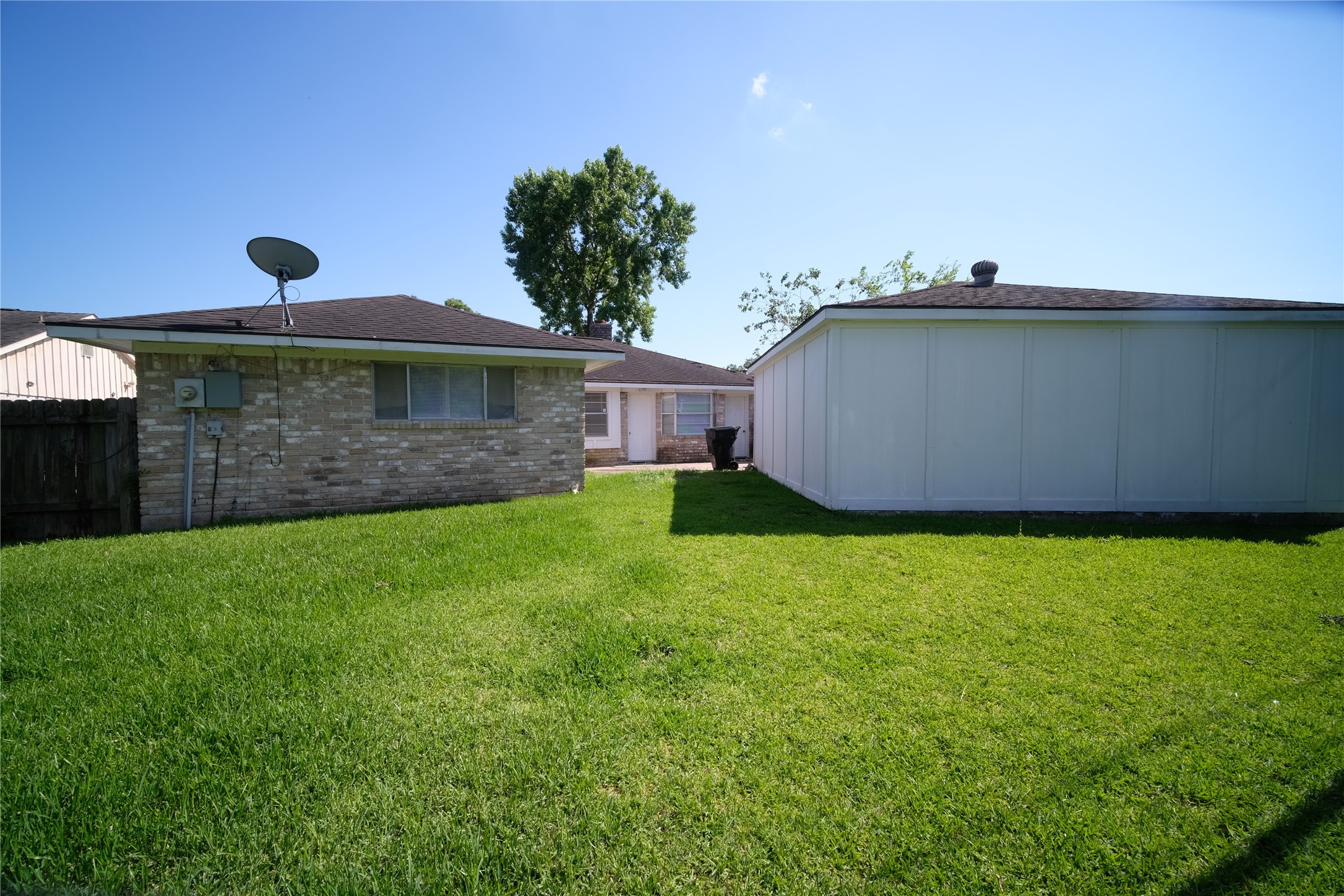 12526 Lima Drive Property Photo 3