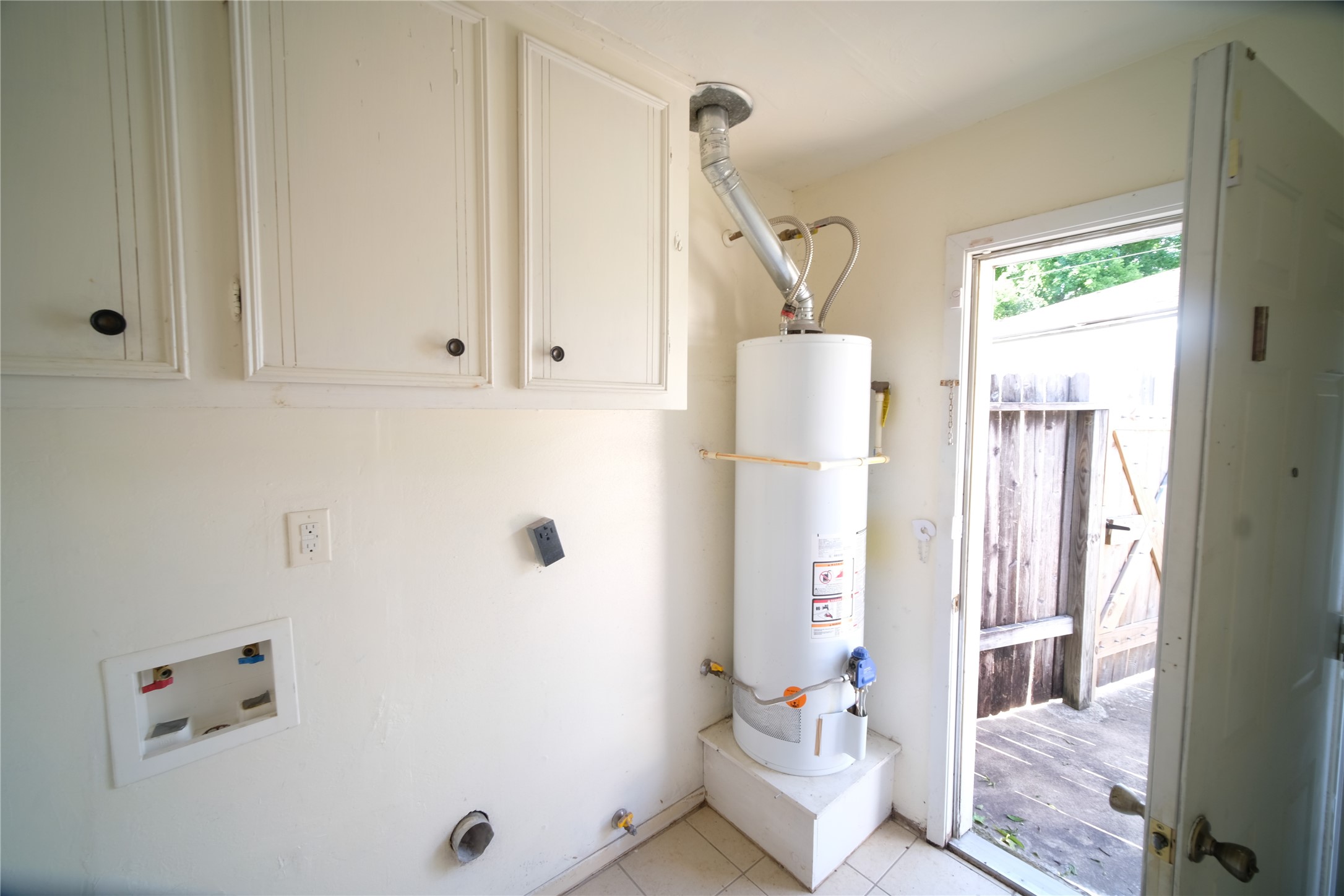 12526 Lima Drive Property Photo 9