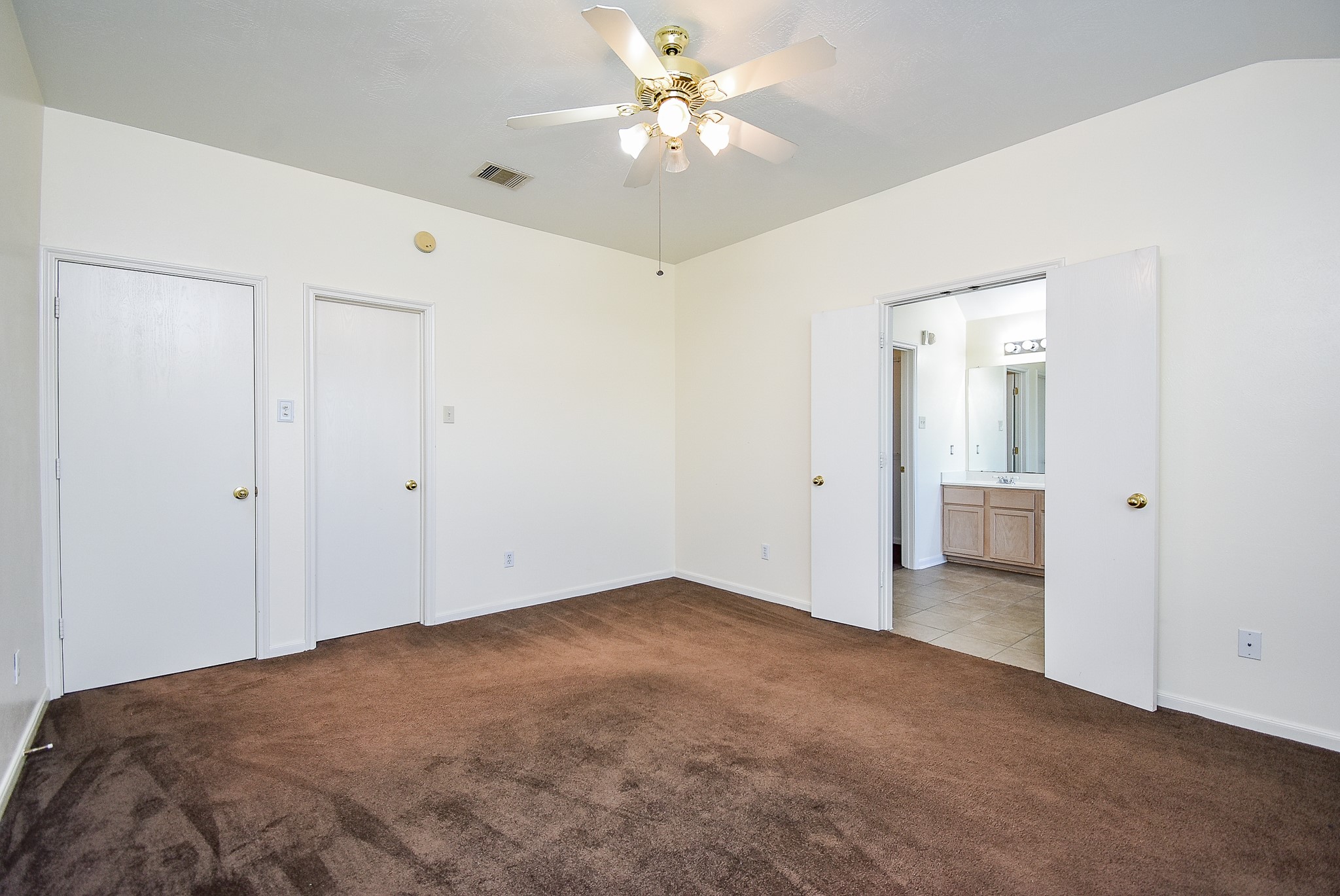 20802 Oak Rain Court Property Photo 10