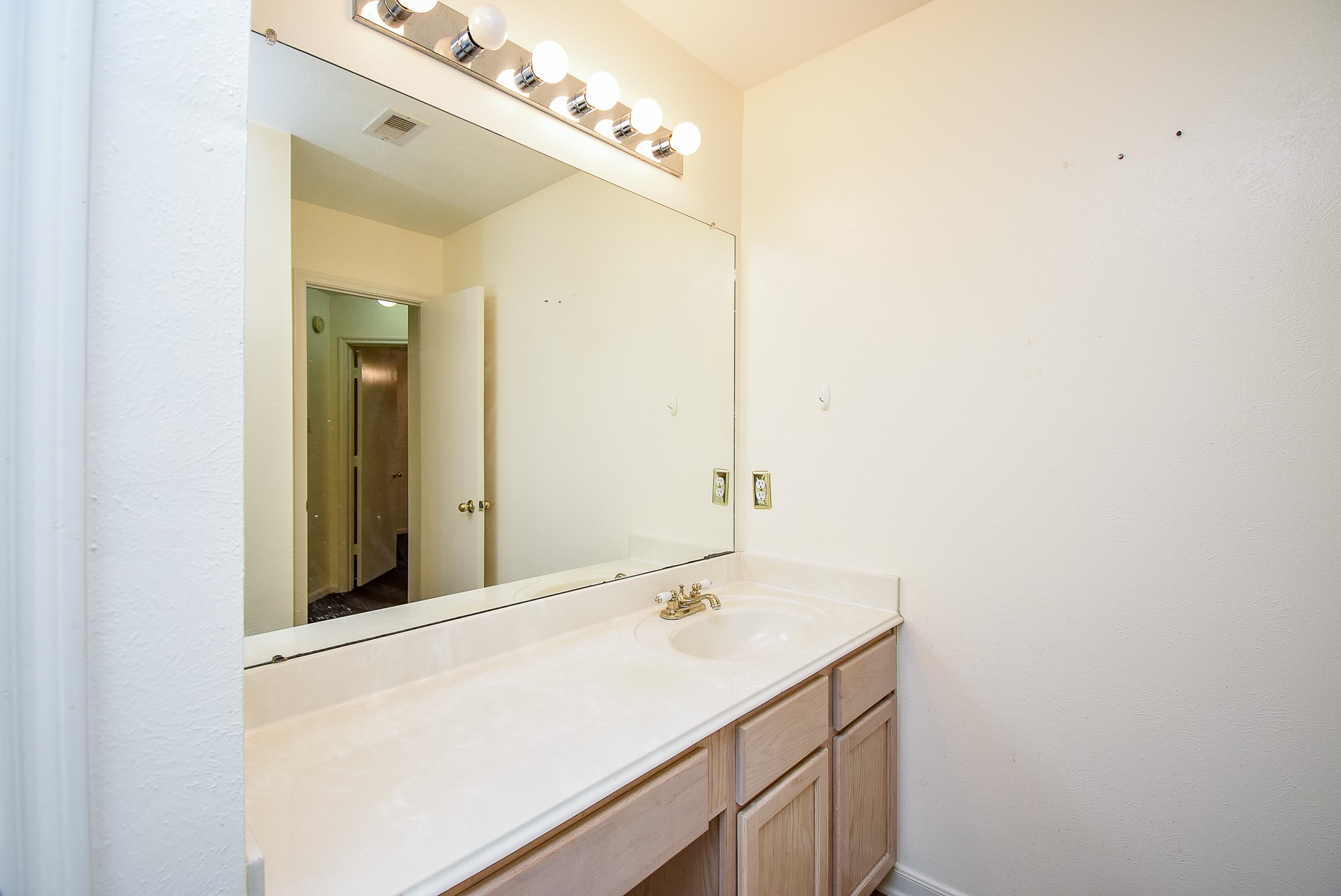 20802 Oak Rain Court Property Photo 19