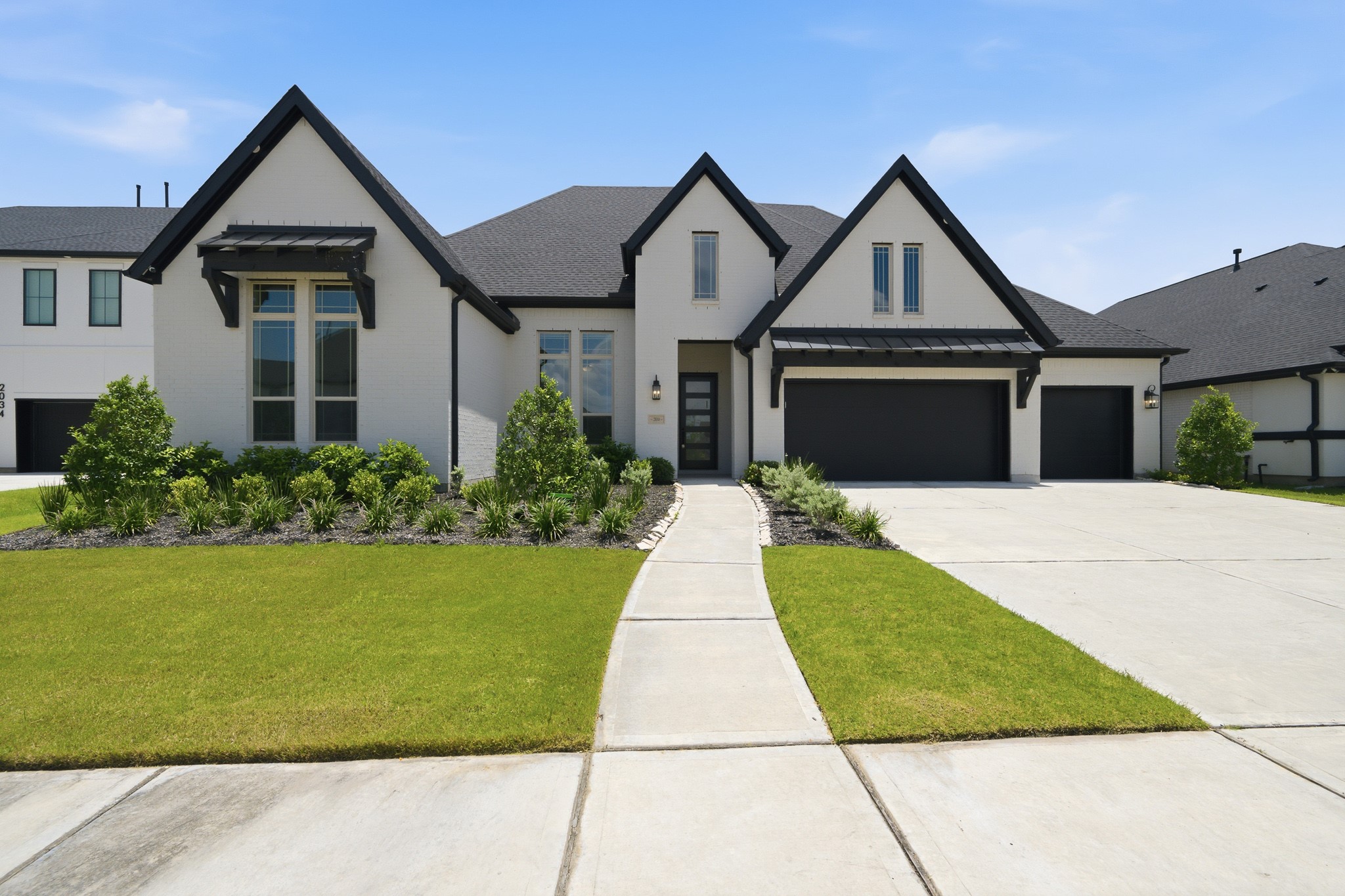 2030 Highland Moss Road Property Photo 1