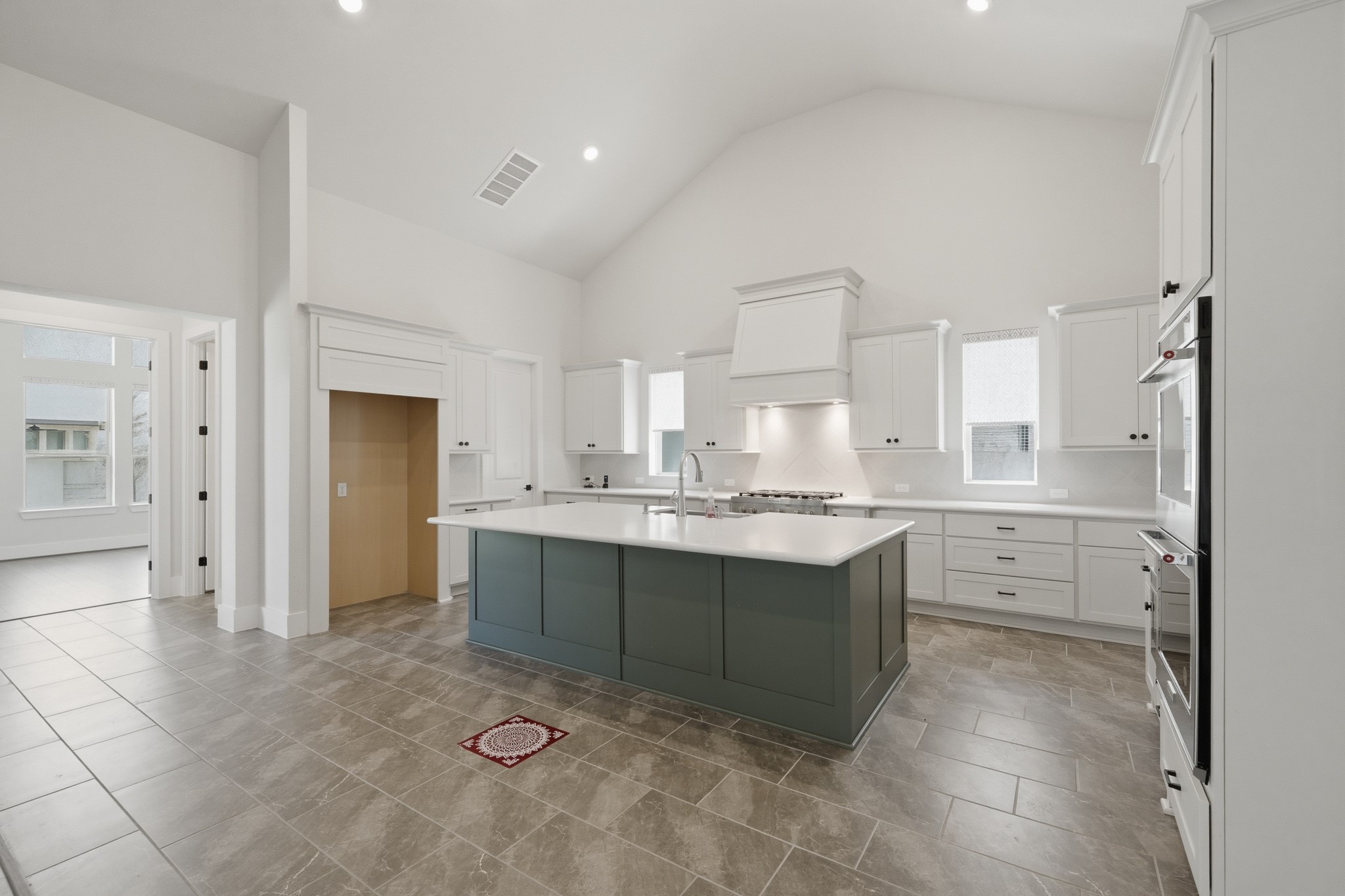 2030 Highland Moss Road Property Photo 12