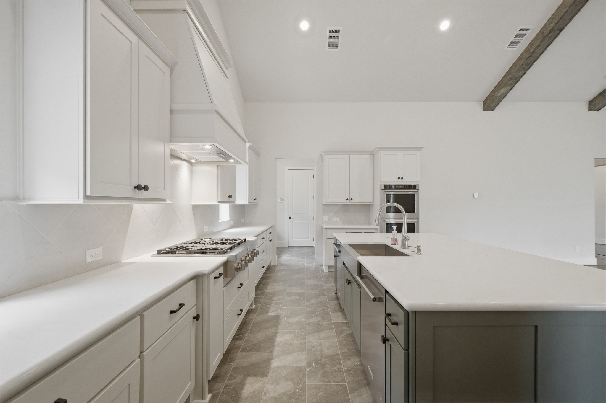 2030 Highland Moss Road Property Photo 15