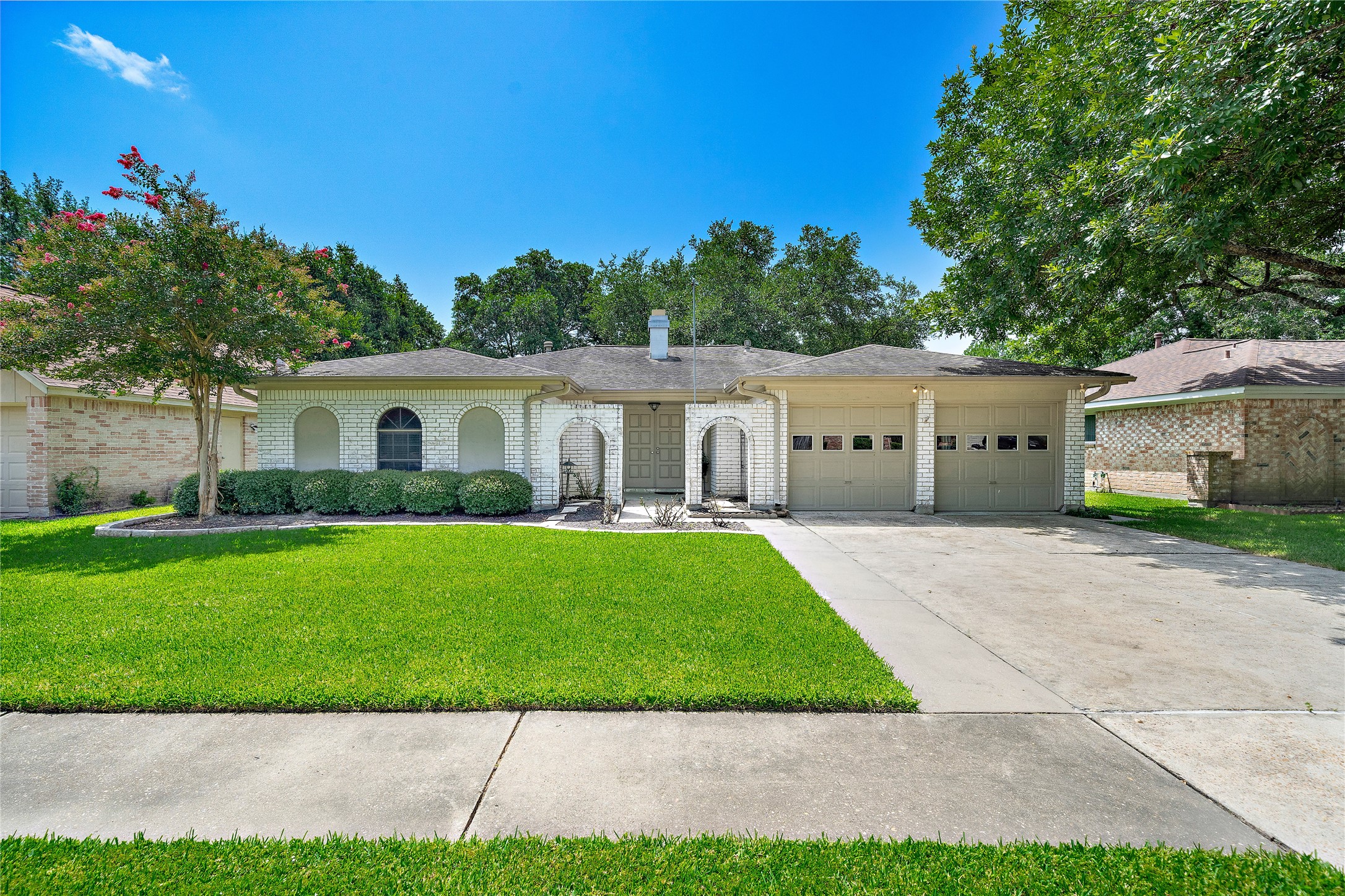 4811 Marywood Drive Property Photo 1