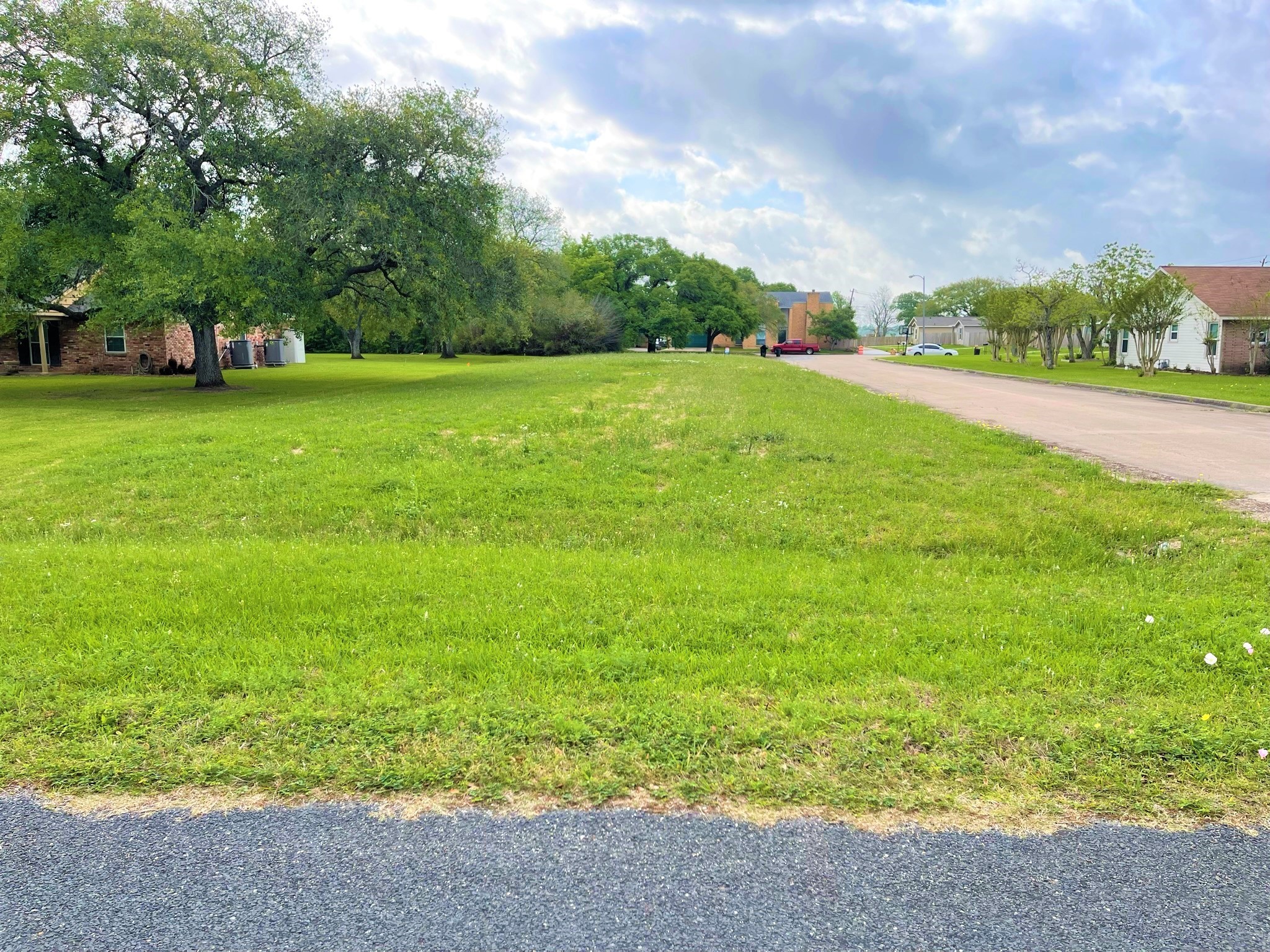 2825 Golf Crest Dr Drive Property Photo 1