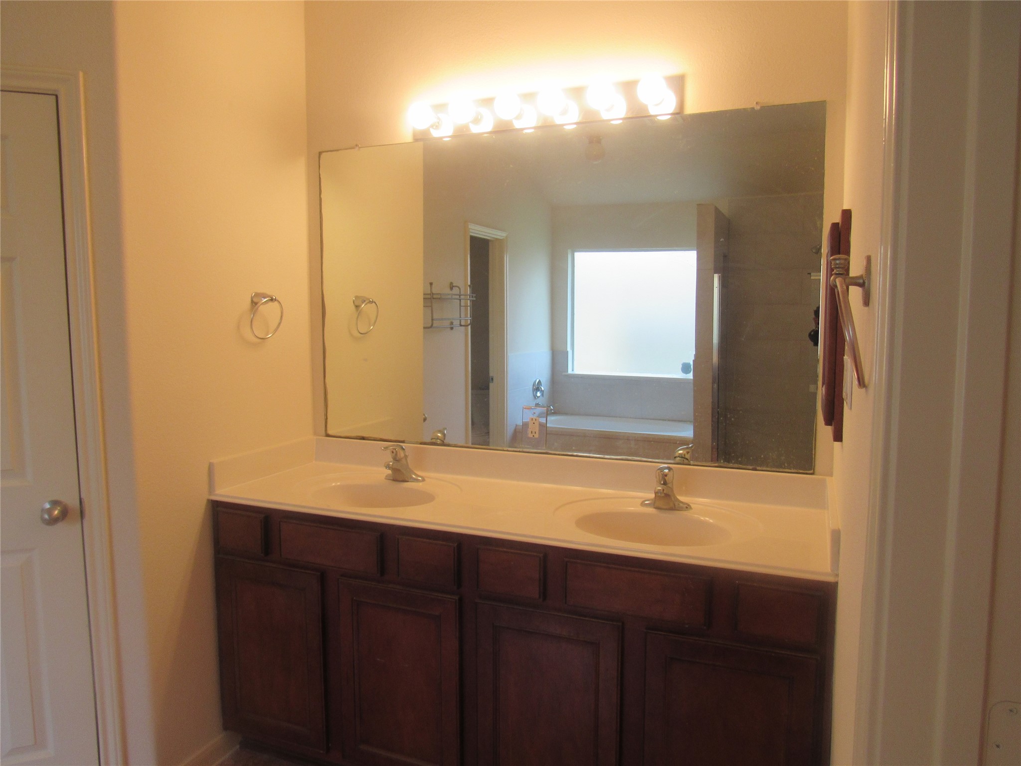2611 Colony Haven Circle Property Photo 13