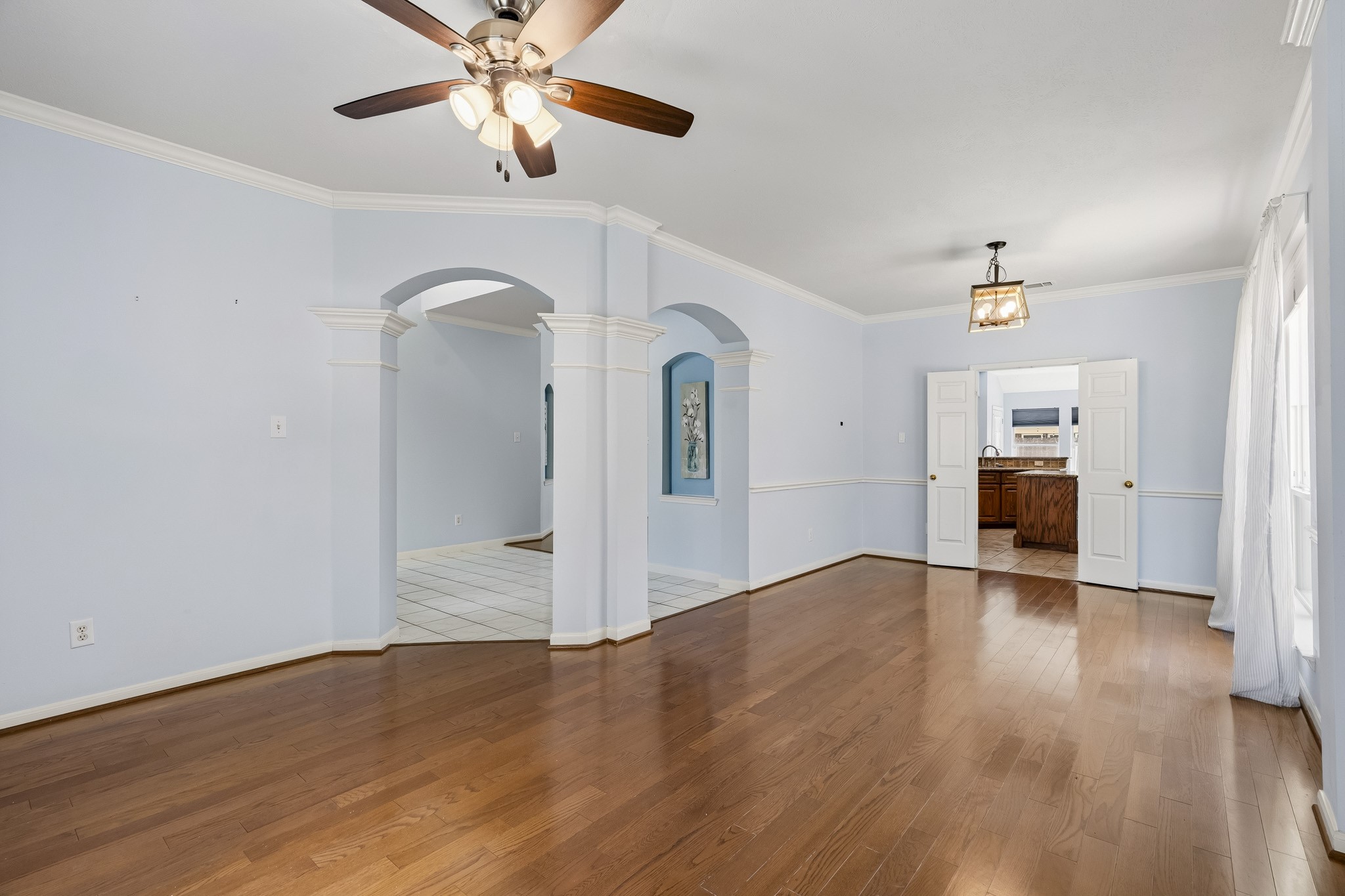 2123 Mossy Trails Dr Property Photo 7