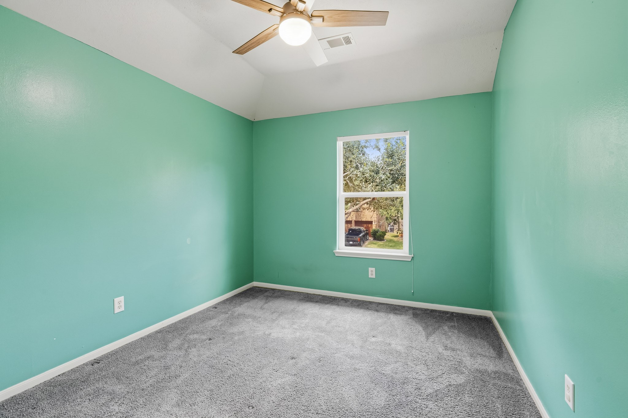 2123 Mossy Trails Dr Property Photo 25