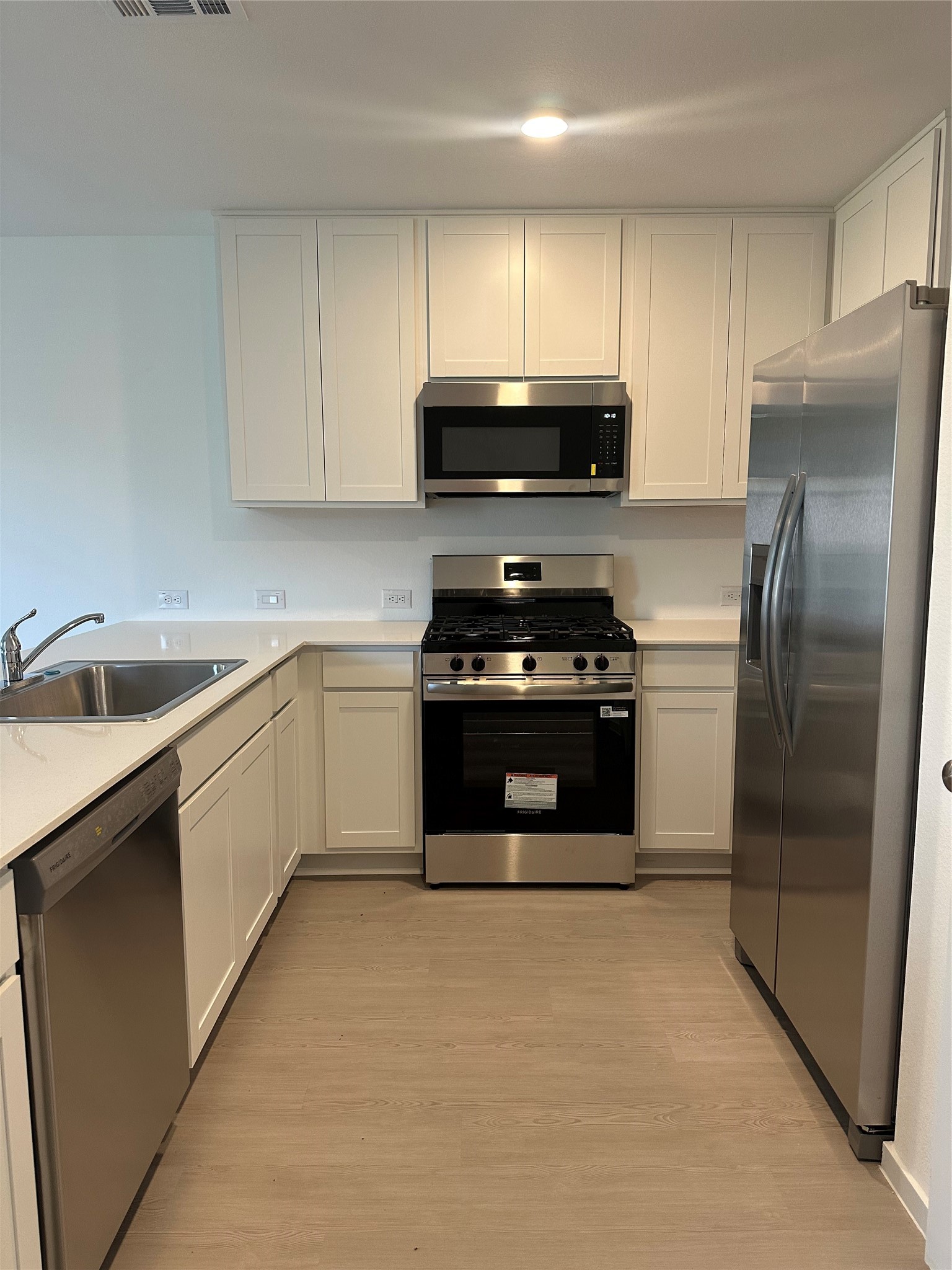 31415 Pratola Serra Circle Property Photo 4