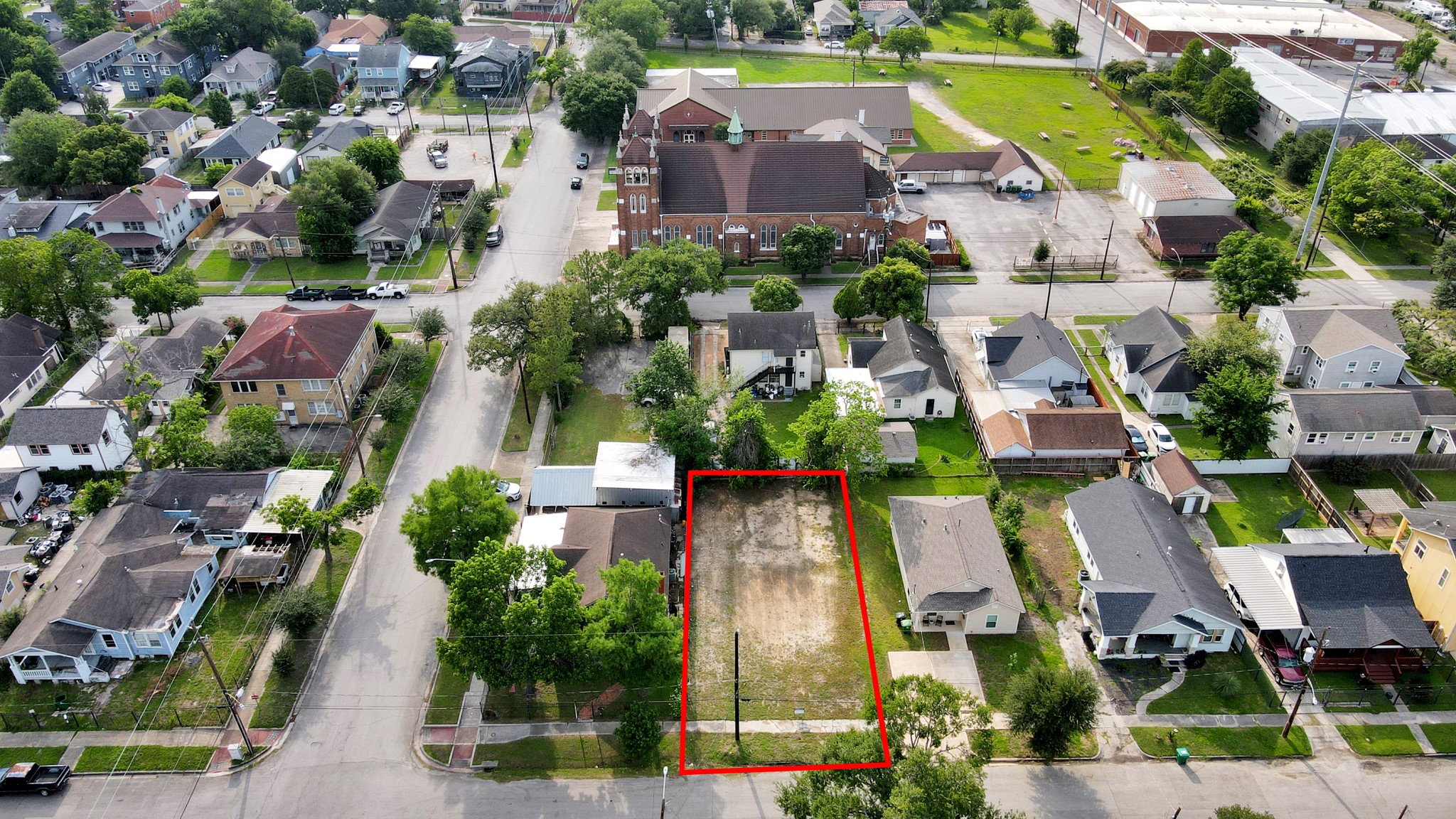 118 Estelle Street Property Photo 3