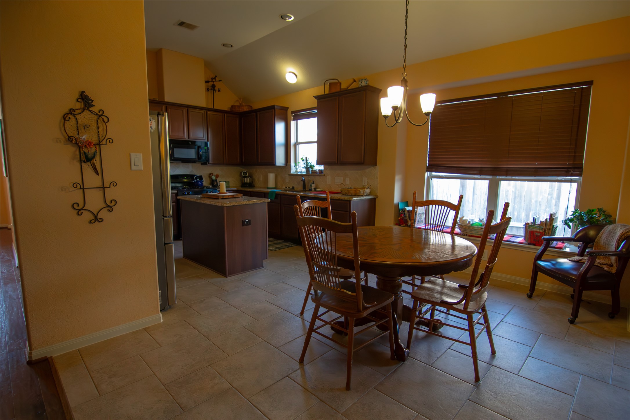 16022 Sydneyann Drive Property Photo 8