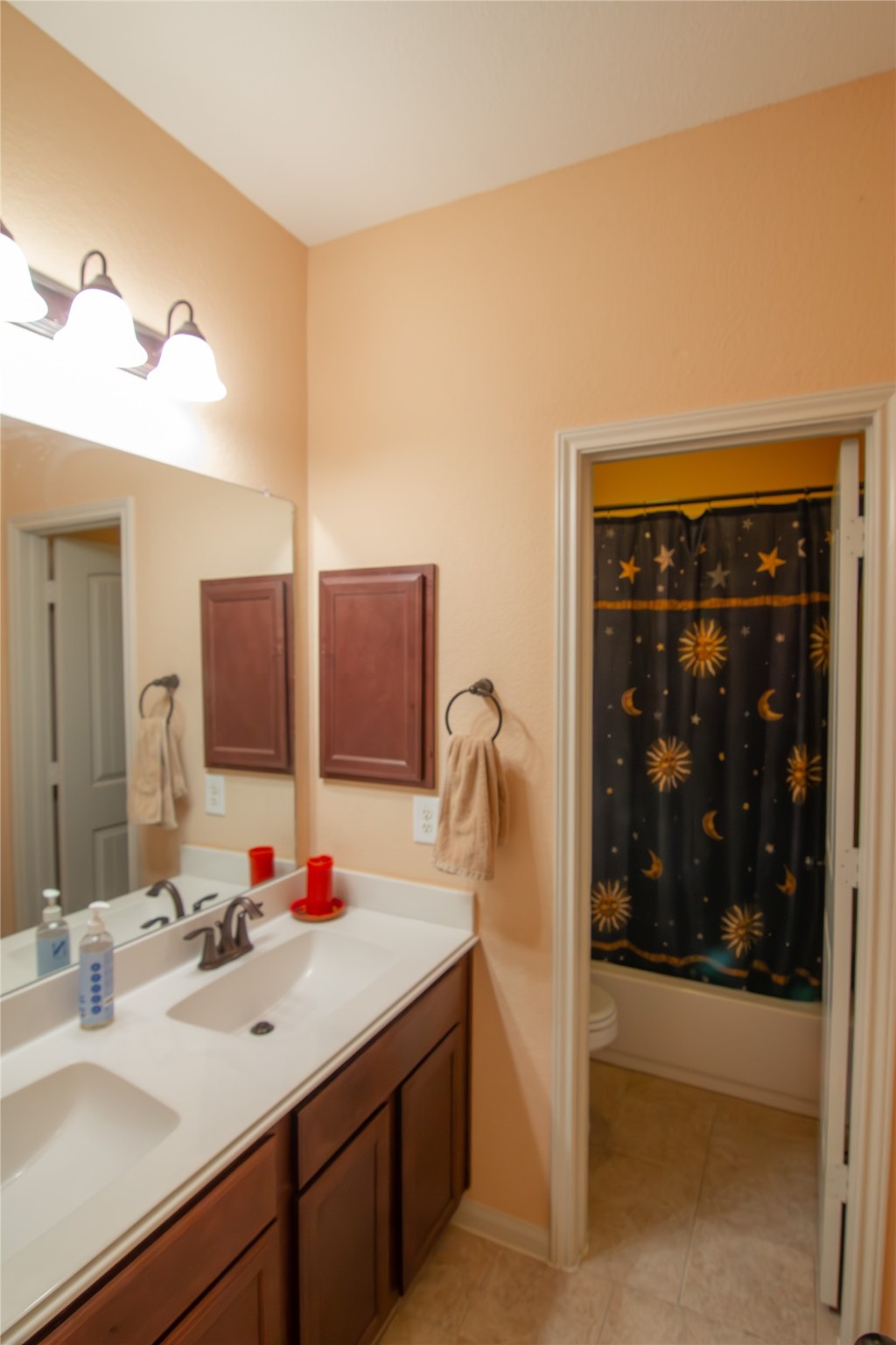 16022 Sydneyann Drive Property Photo 14