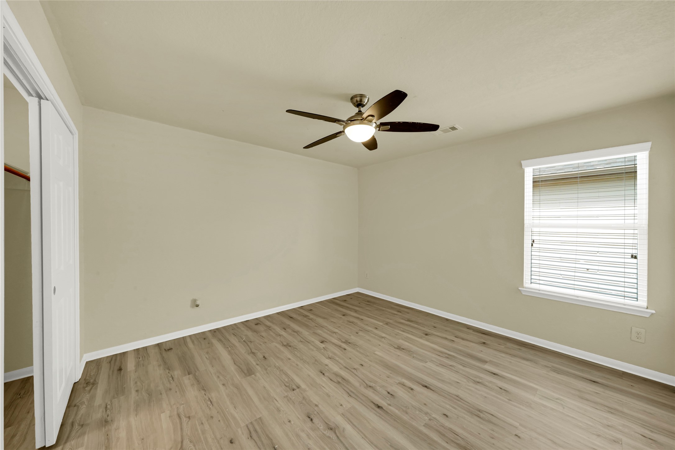 20803 Fair Walnut Way Property Photo 22