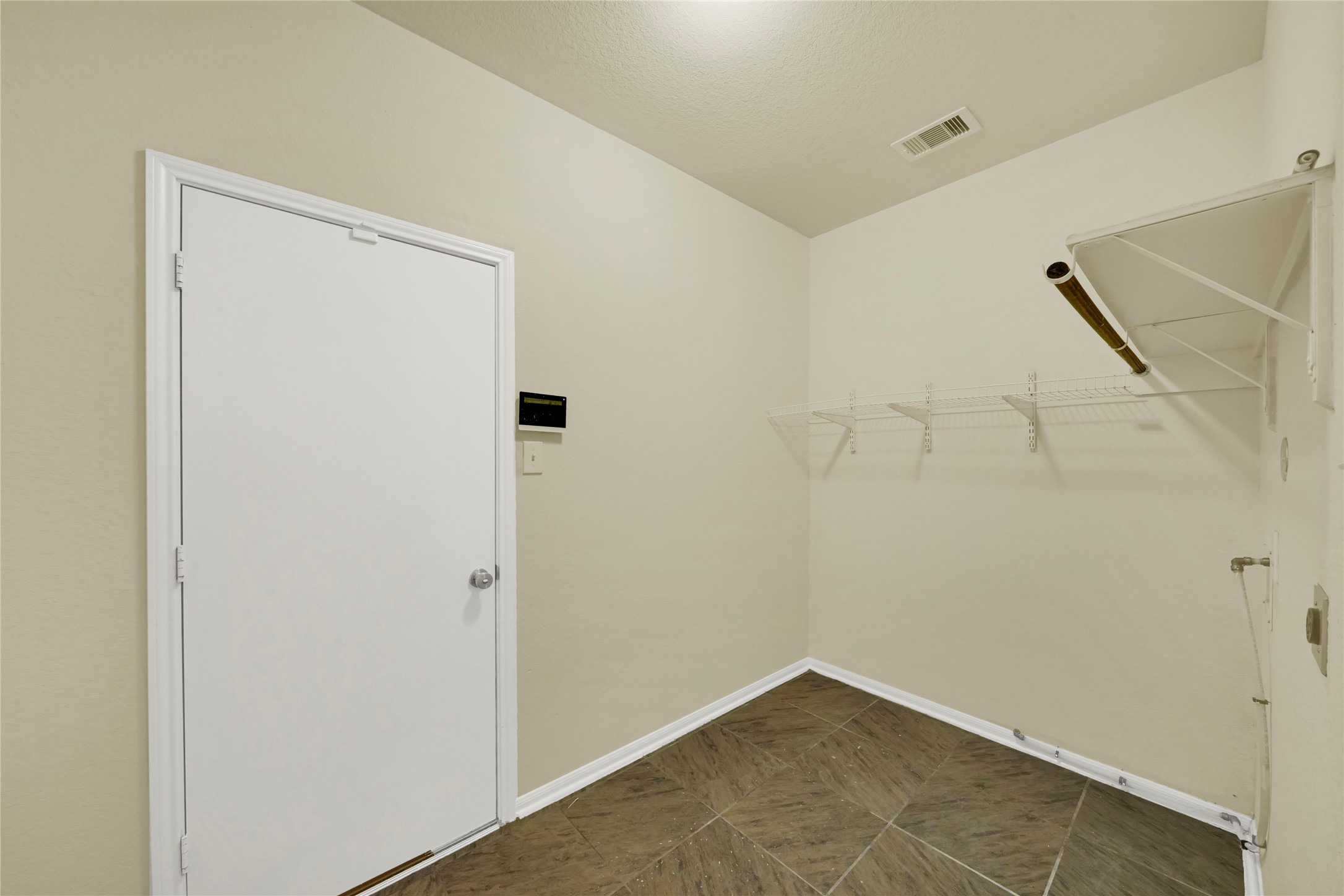 20803 Fair Walnut Way Property Photo 26