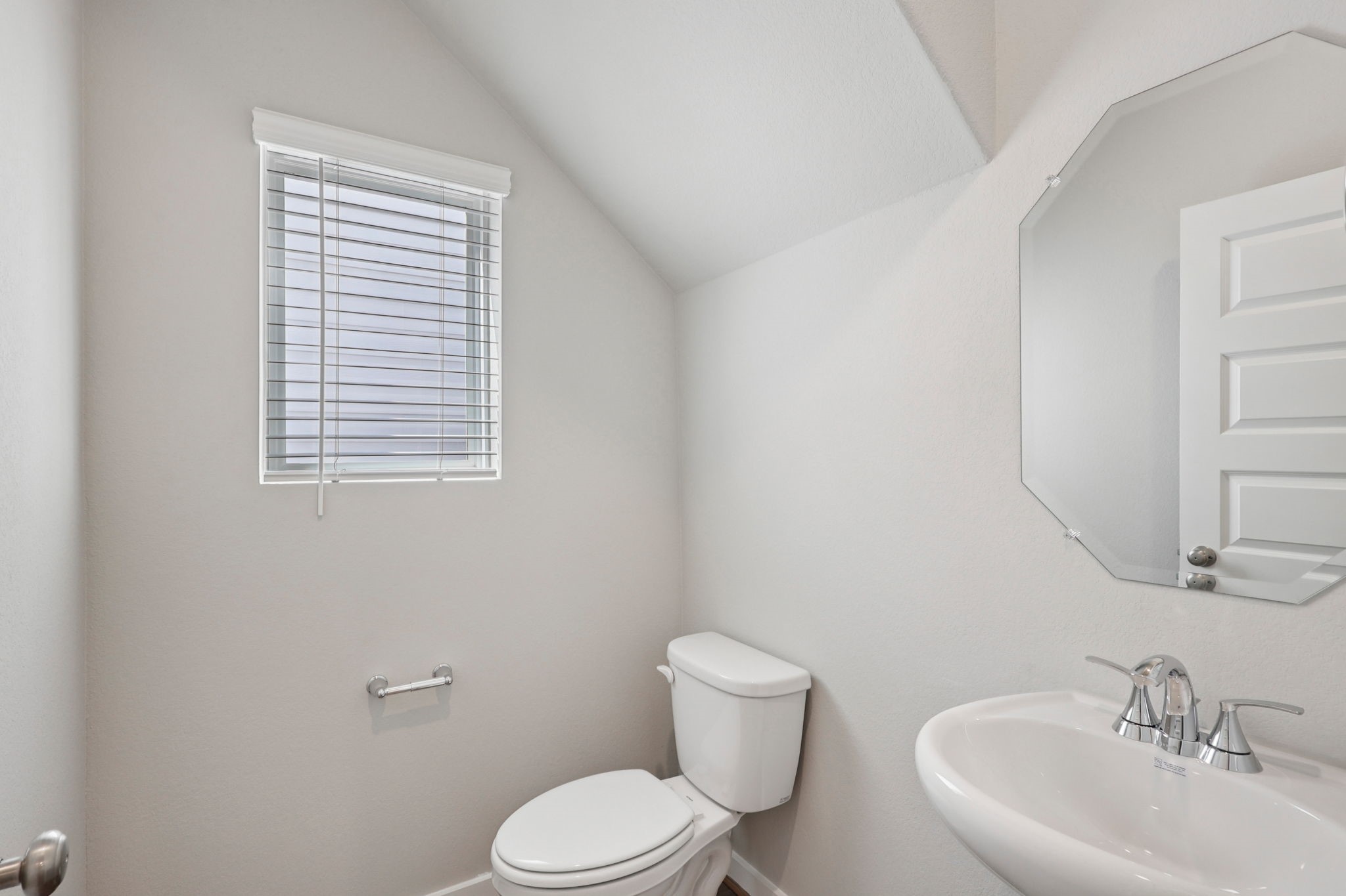 4119 Glowing Hearth Drive Property Photo 15