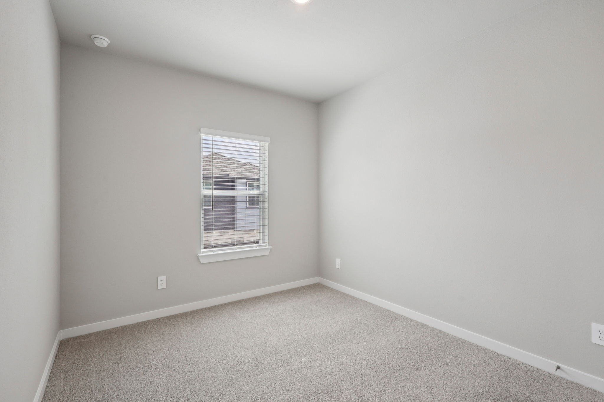 4119 Glowing Hearth Drive Property Photo 16