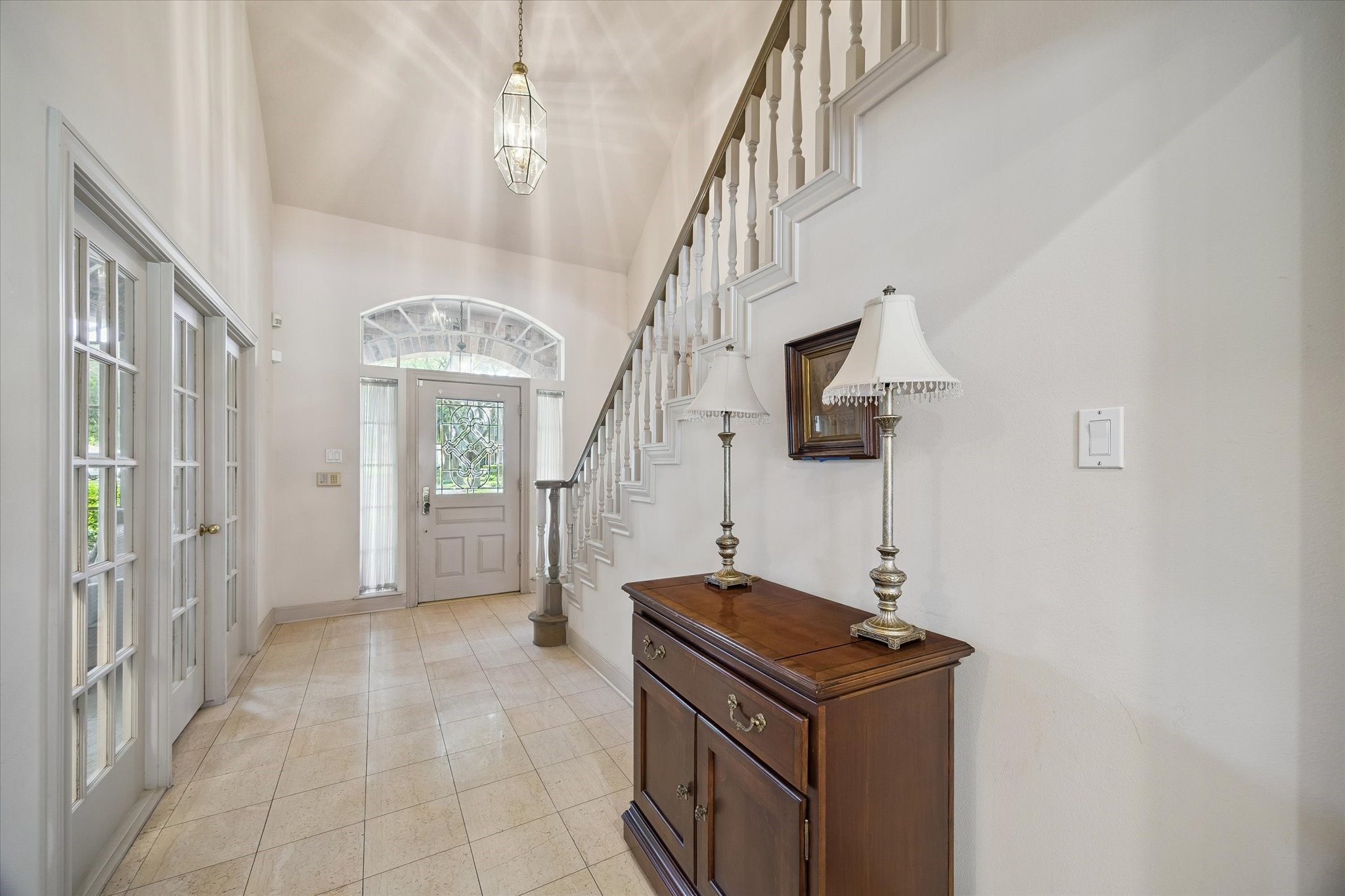 1419 Camelot Place Property Photo 14