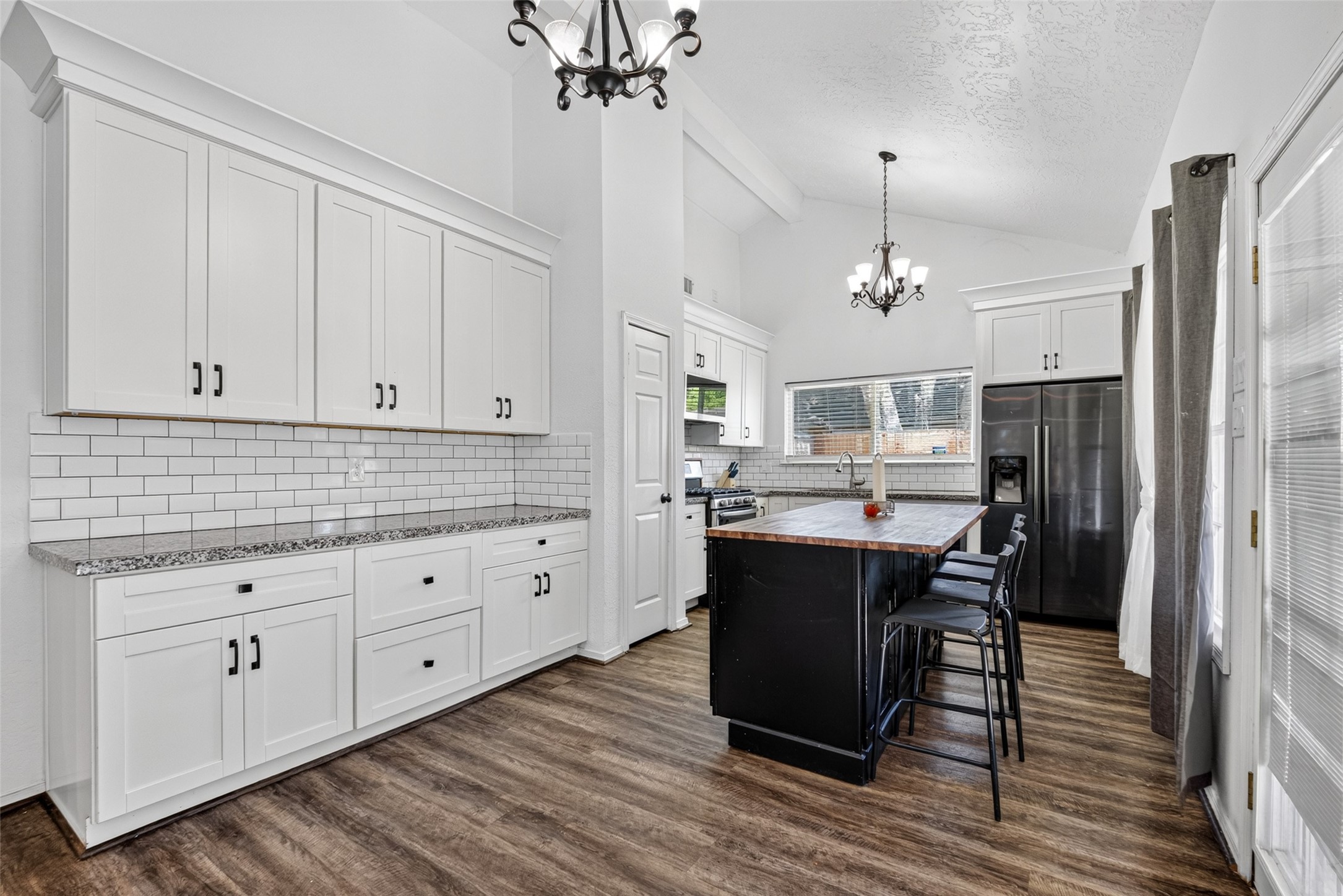 1011 Kensington Drive Property Photo 14