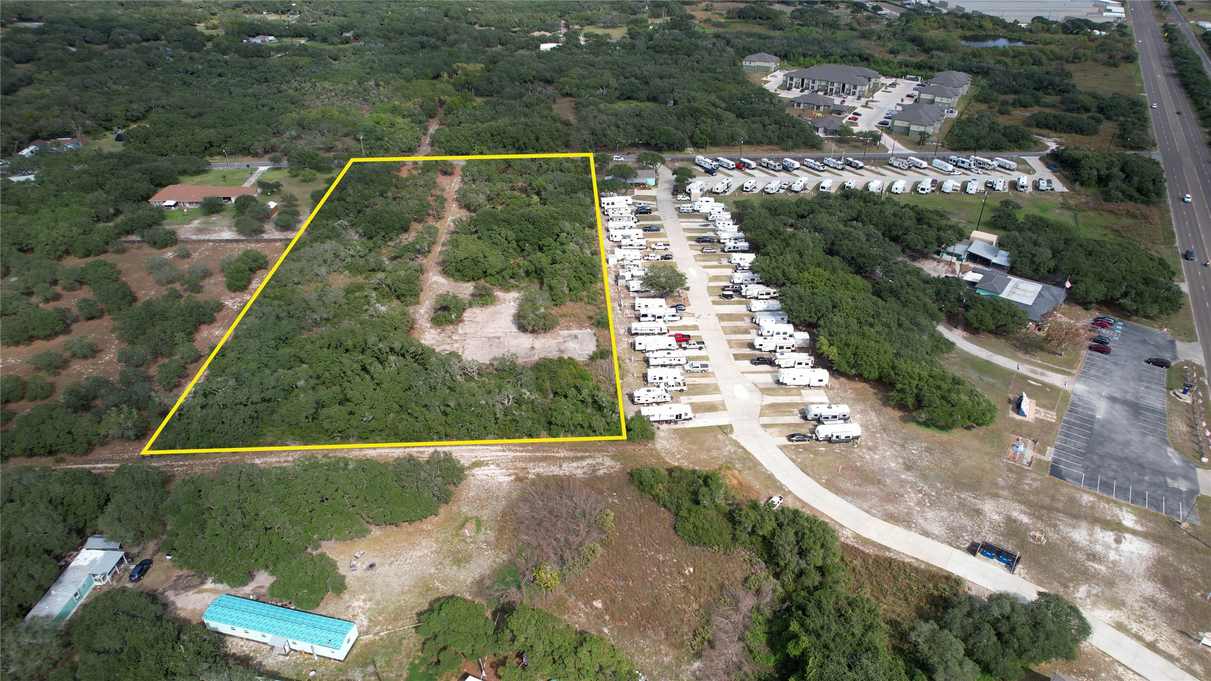 2525 12th Street Property Photo 4