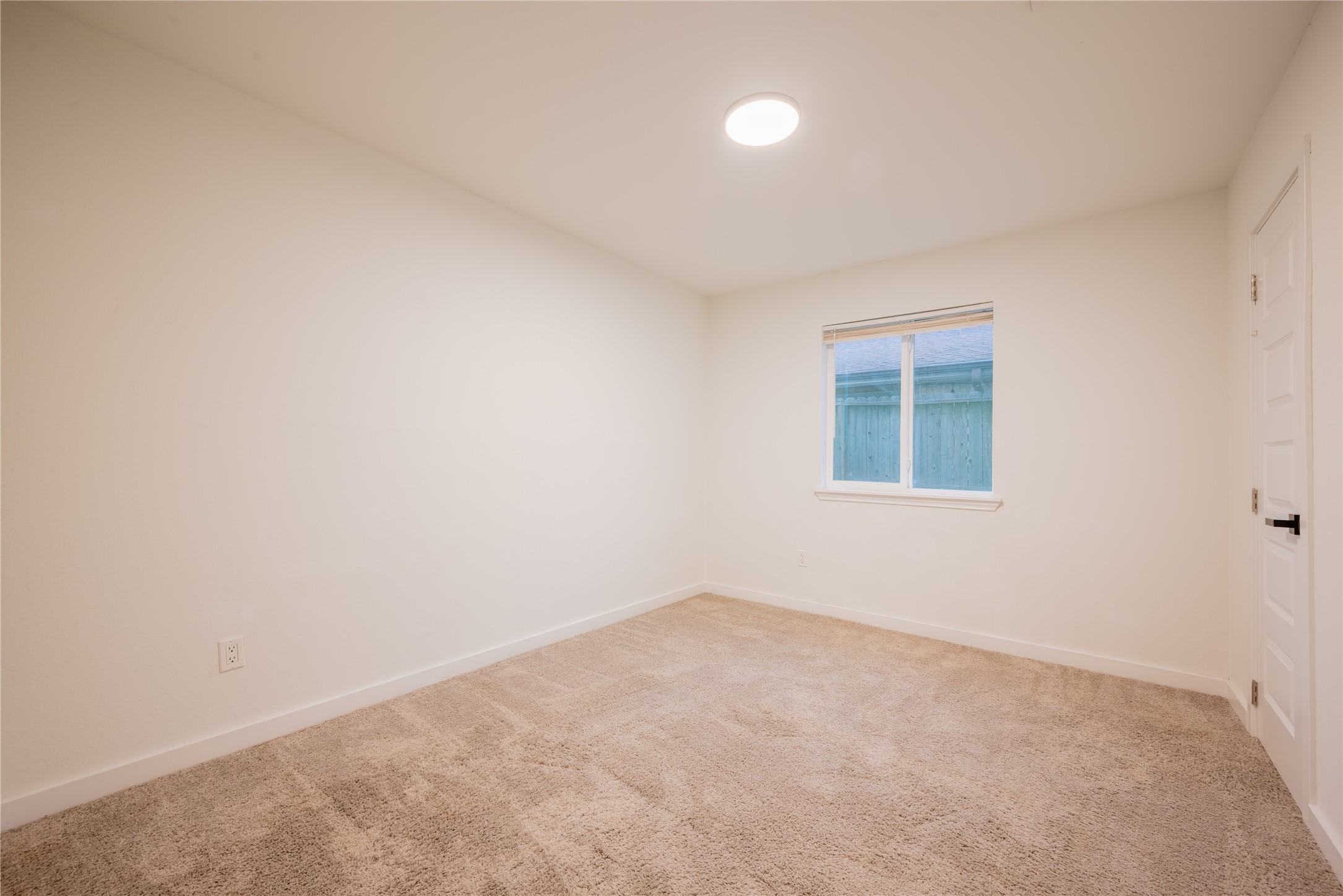 7622 Westbank Avenue Property Photo 20