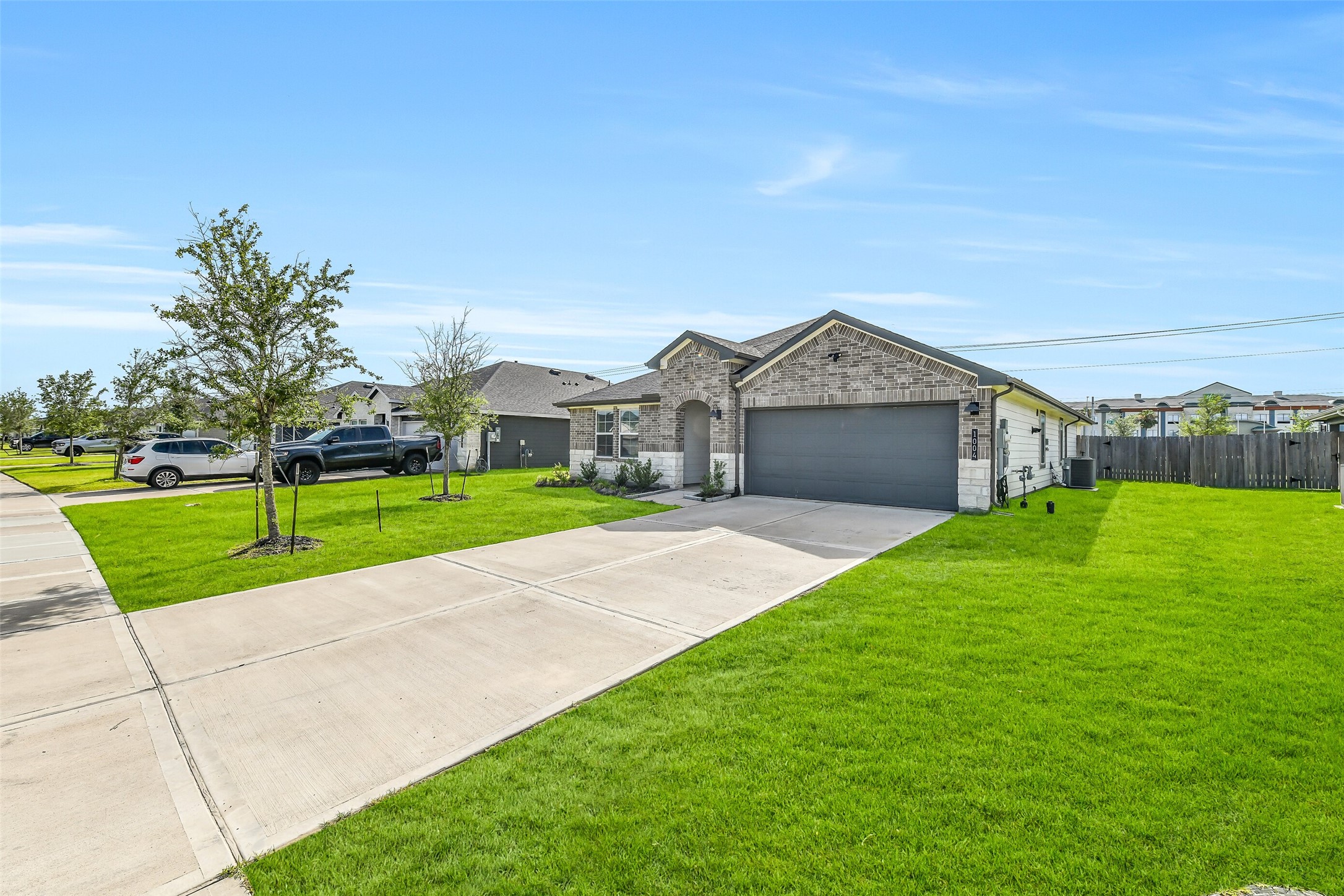 1004 Great Barracuda Lane Property Photo 2