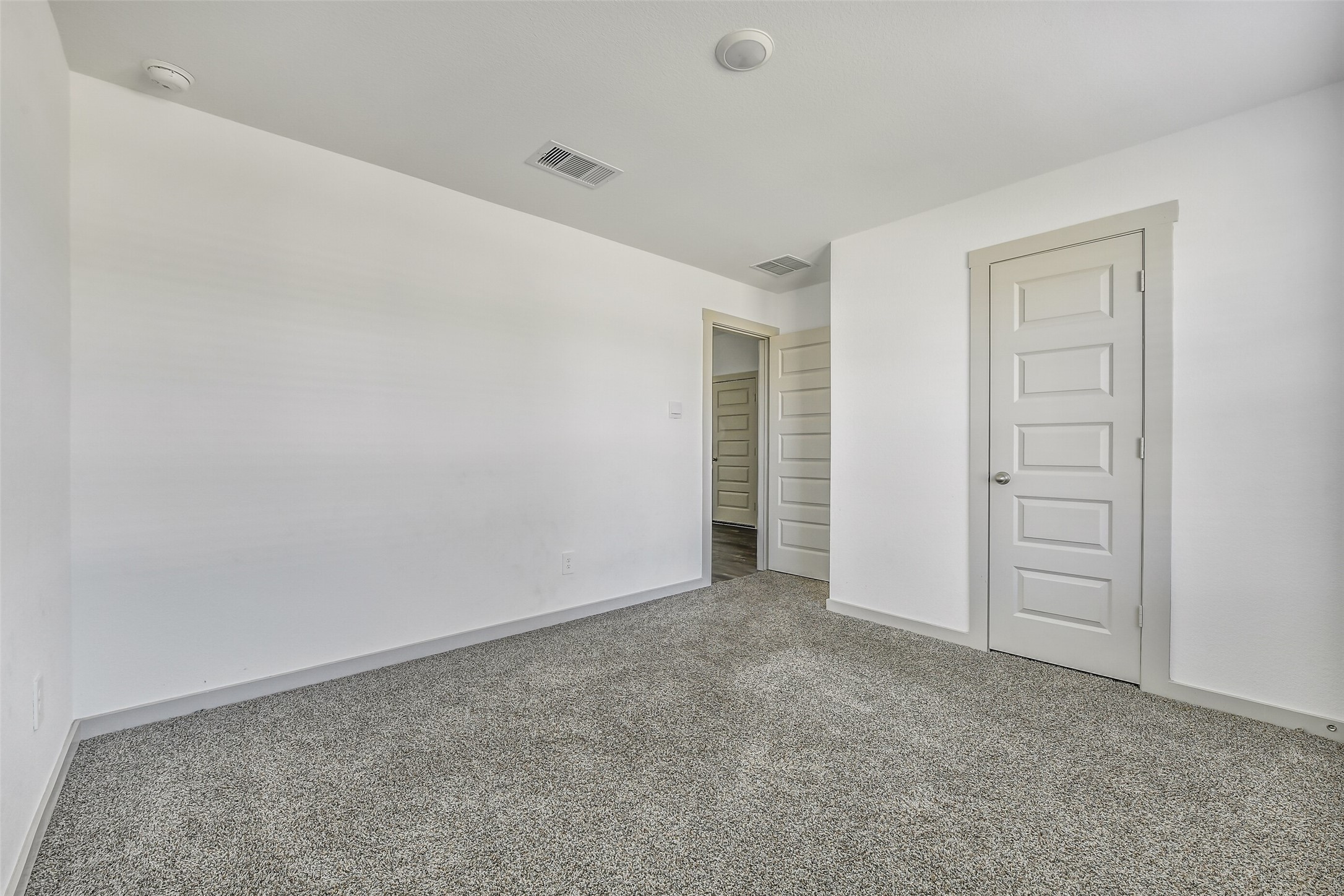 1004 Great Barracuda Lane Property Photo 21