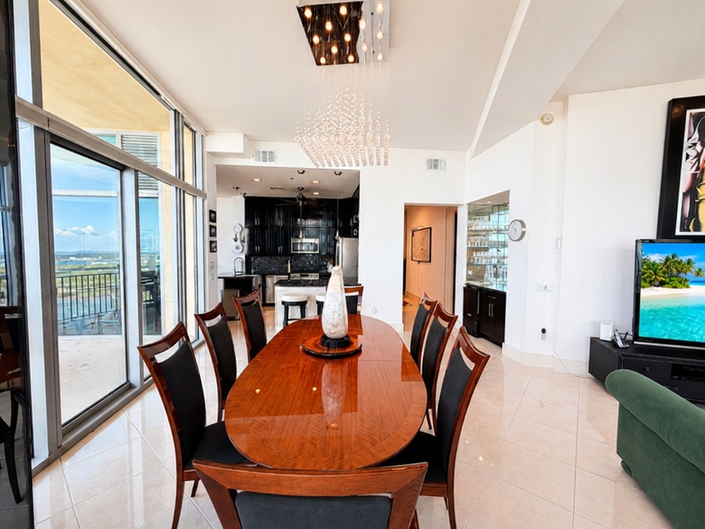 801 E Beach Drive Bc2808 Property Photo 11