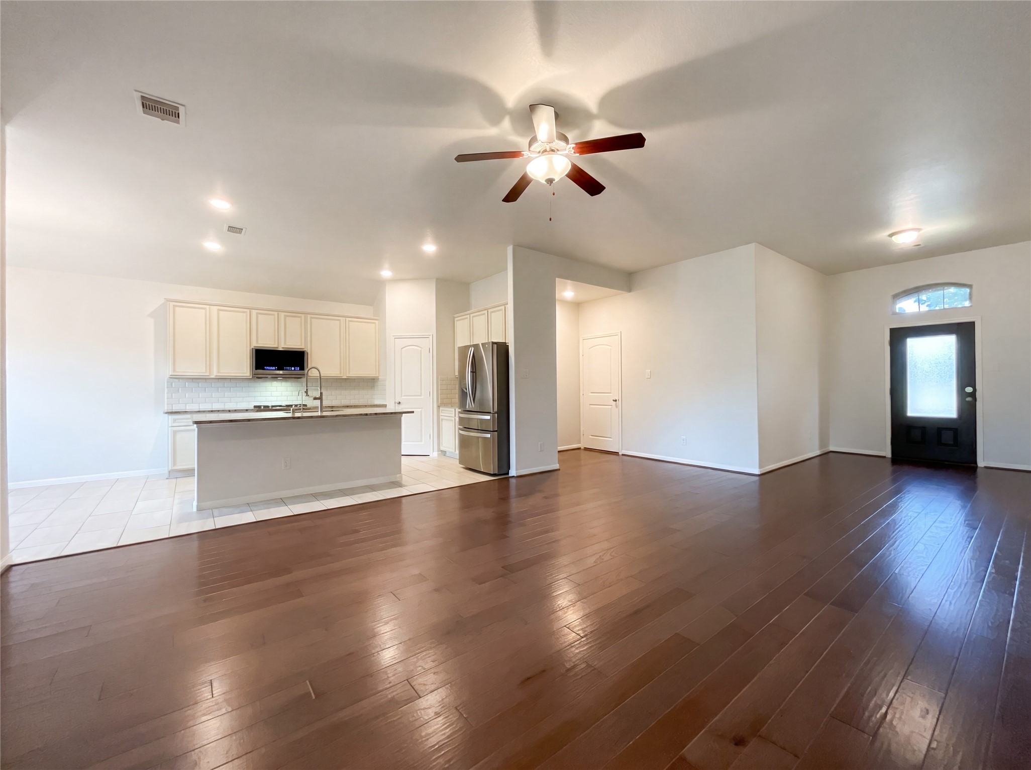 21205 Timber Bluff Lane Property Photo 6
