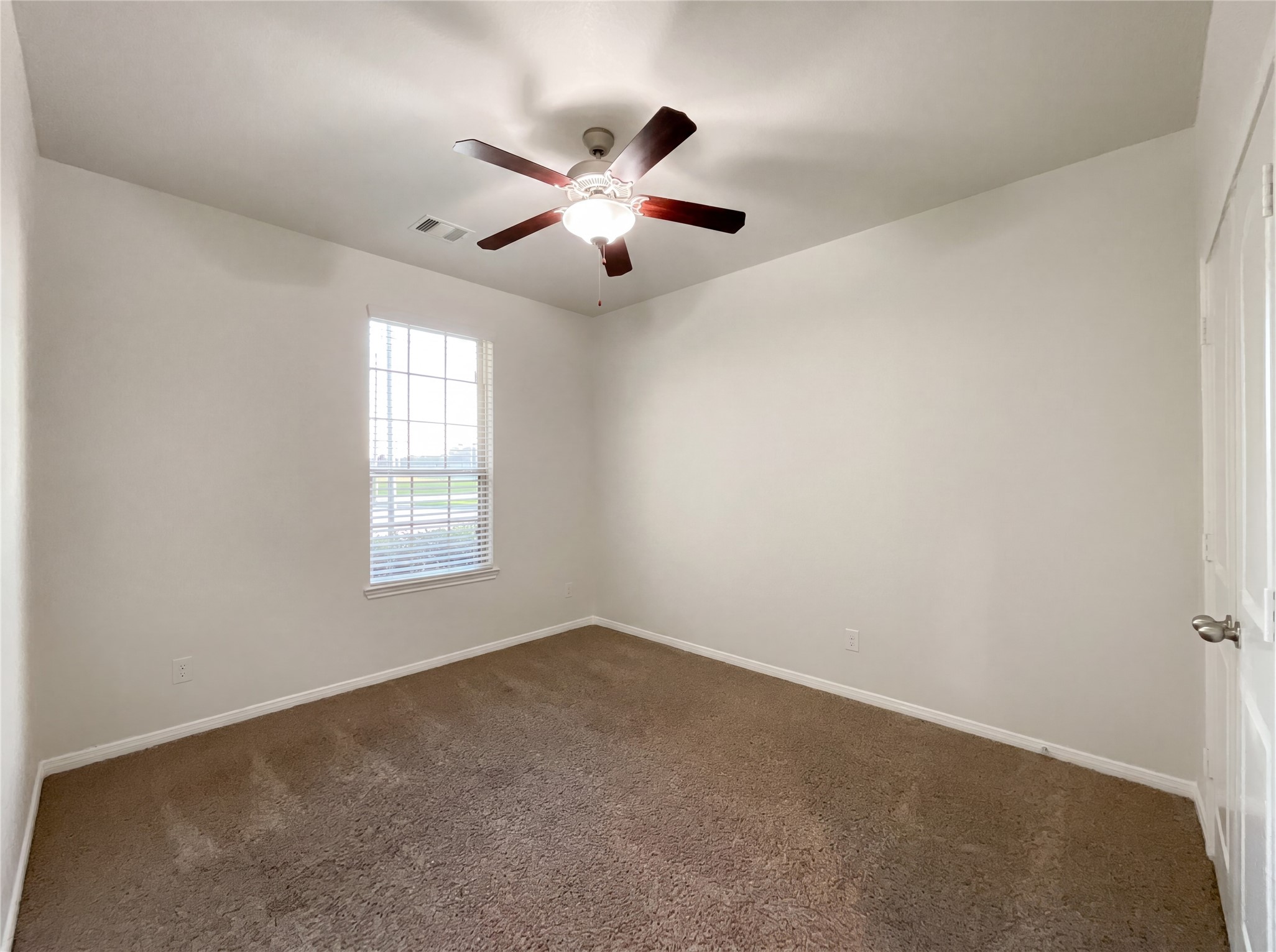 21205 Timber Bluff Lane Property Photo 11