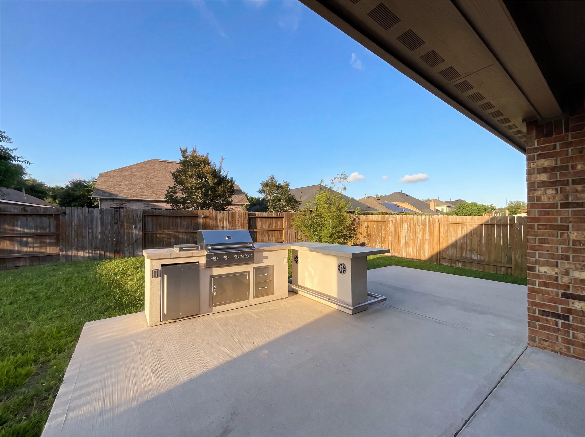 21205 Timber Bluff Lane Property Photo 18