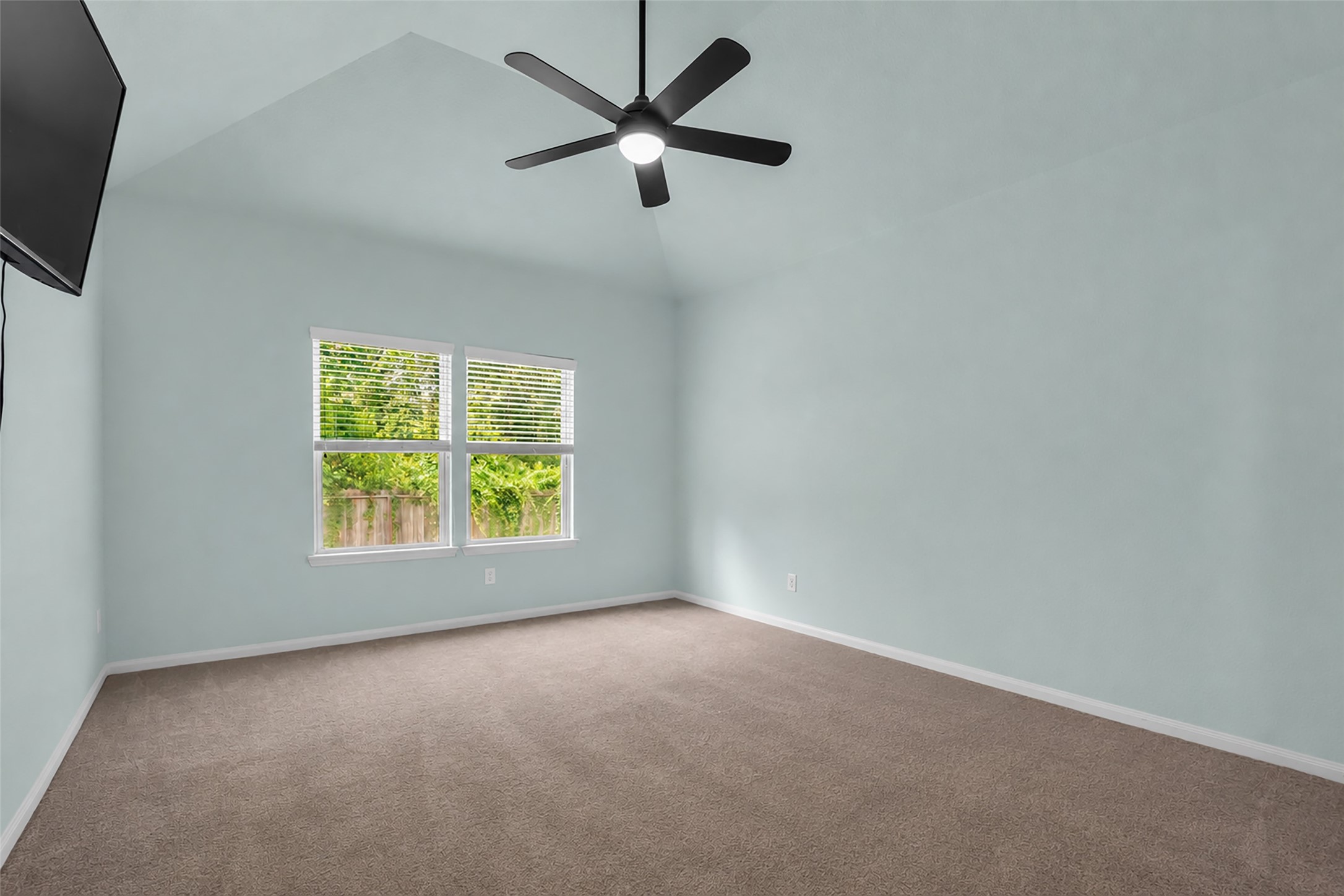 15031 Meadow Glen N Property Photo 17