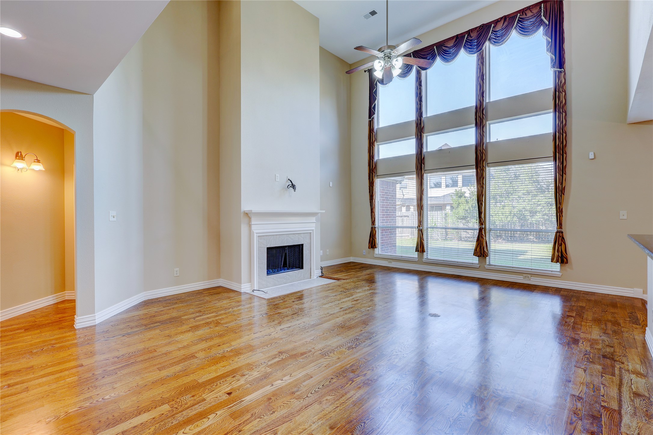 5507 Opal Cove Court Property Photo 10