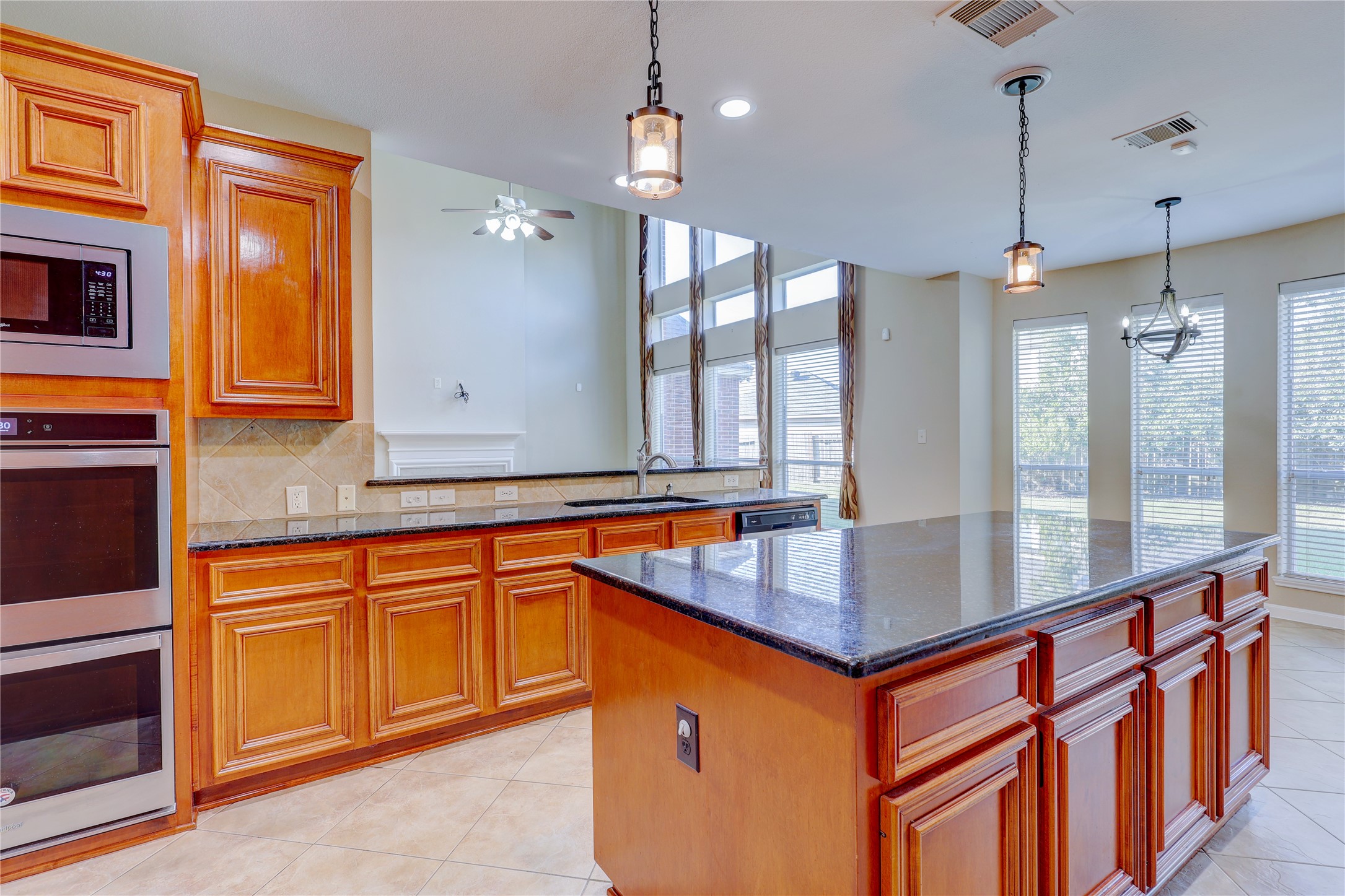 5507 Opal Cove Court Property Photo 18