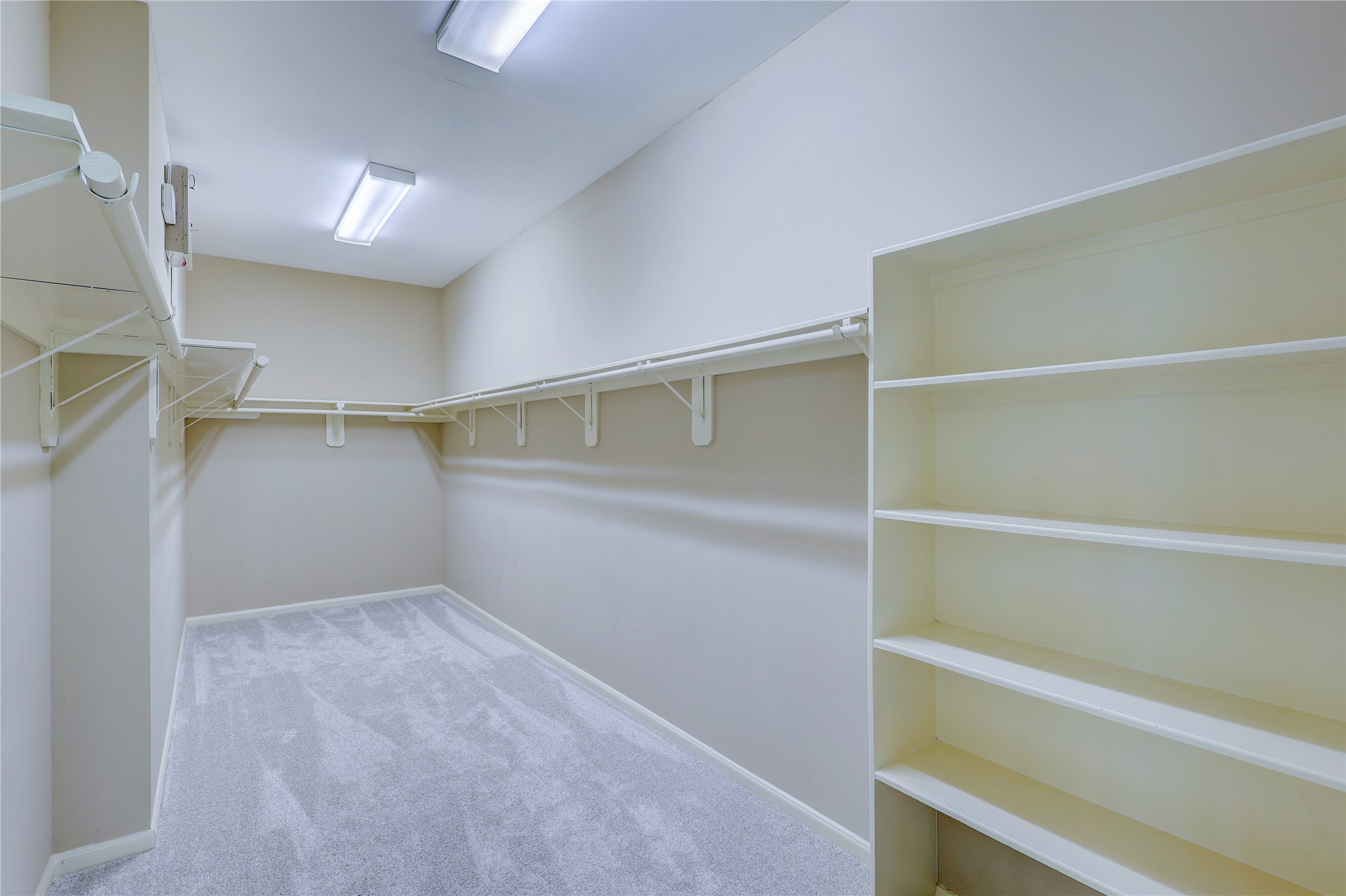5507 Opal Cove Court Property Photo 29