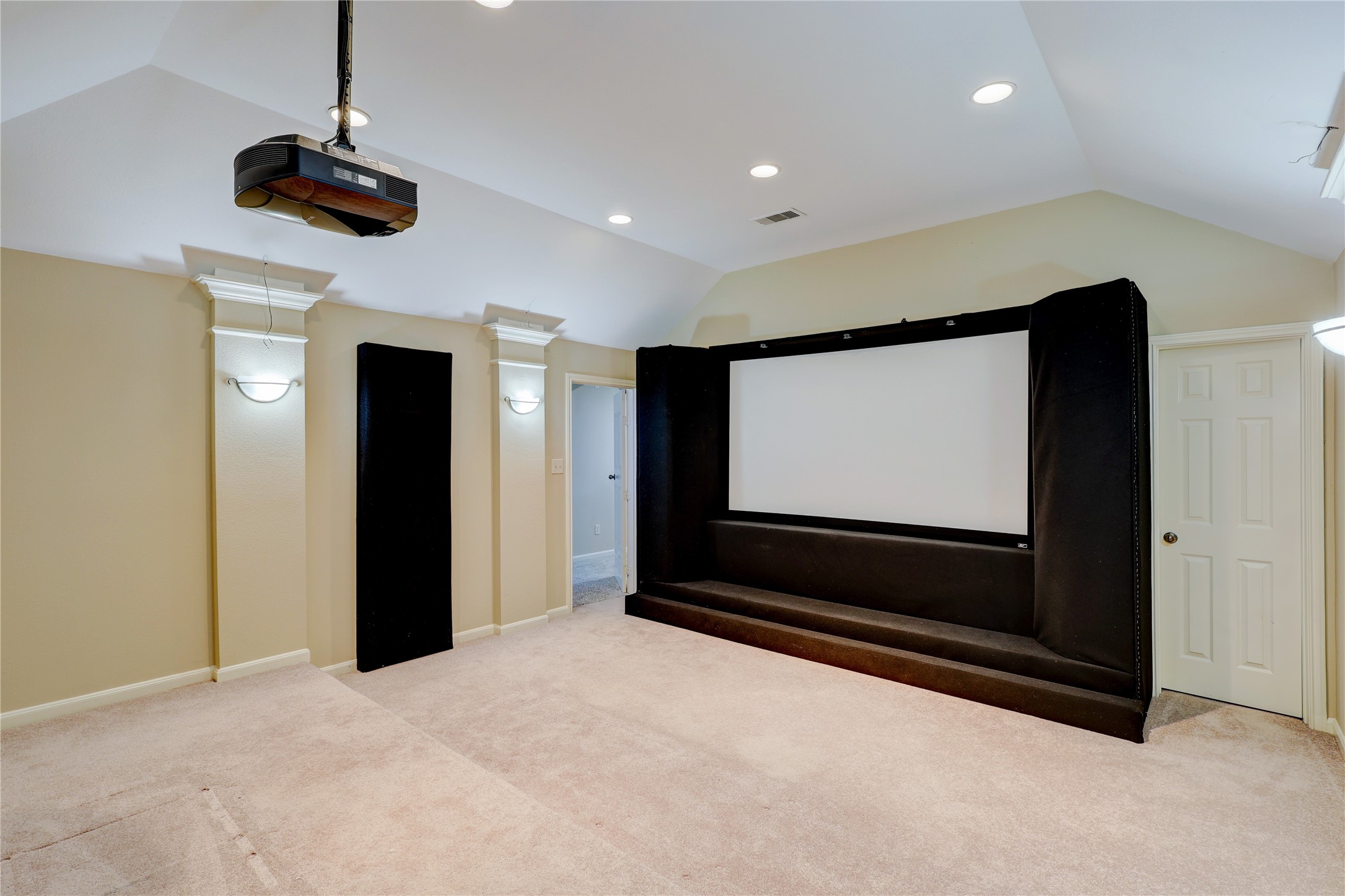 5507 Opal Cove Court Property Photo 31