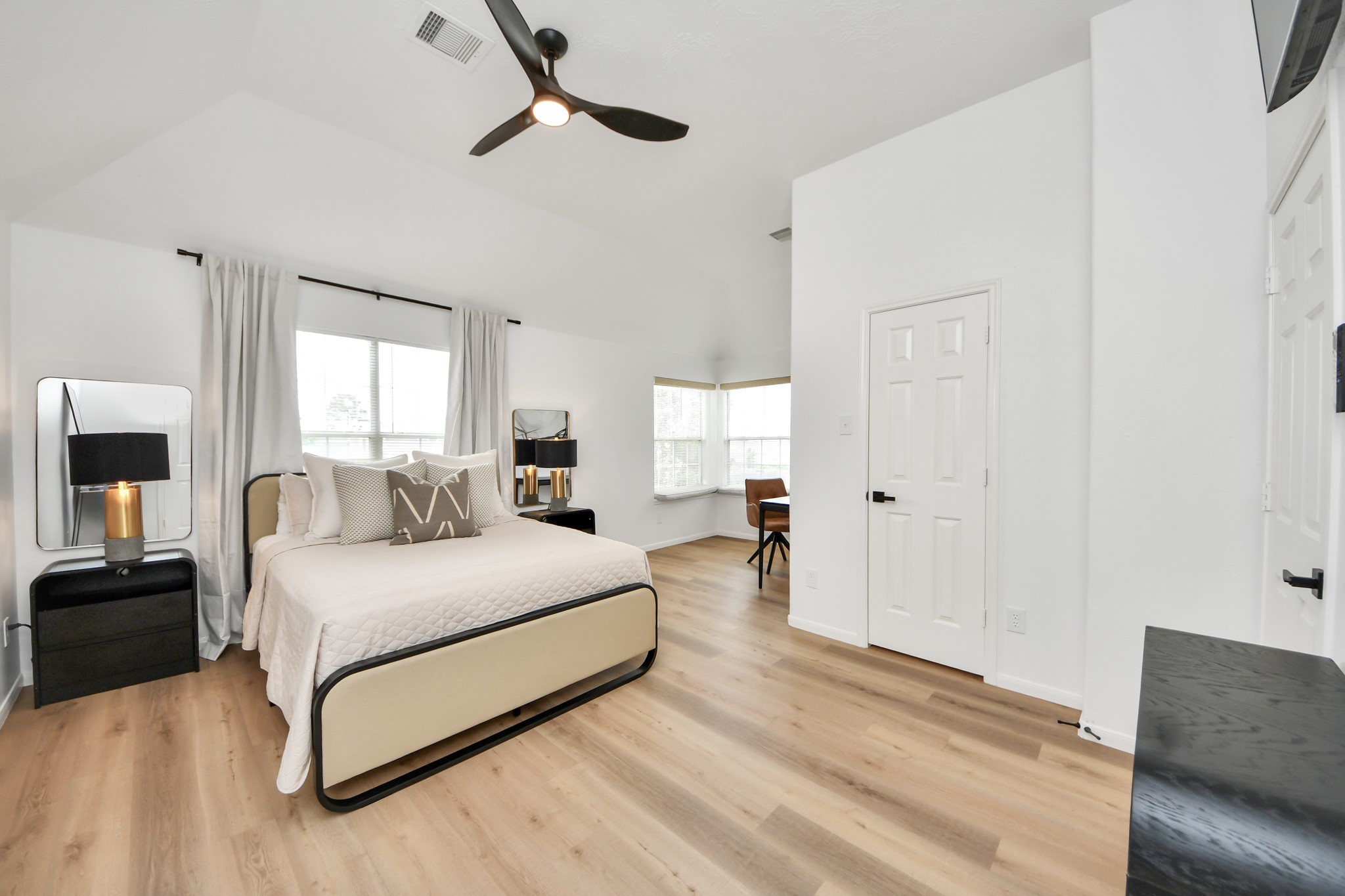 8919 Windfern Trace Drive Property Photo 21