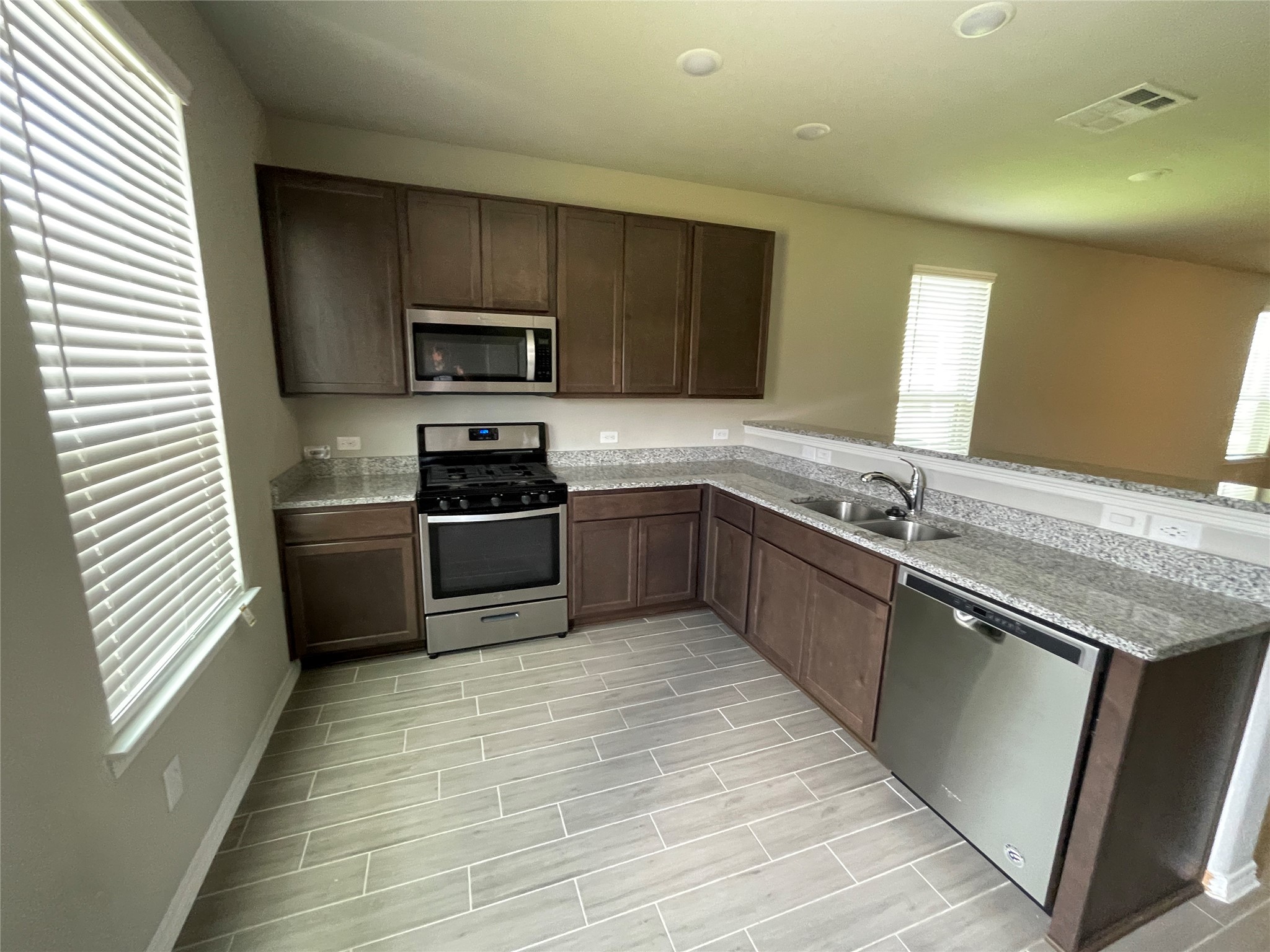 25526 Northpark Spruce Court Property Photo 6