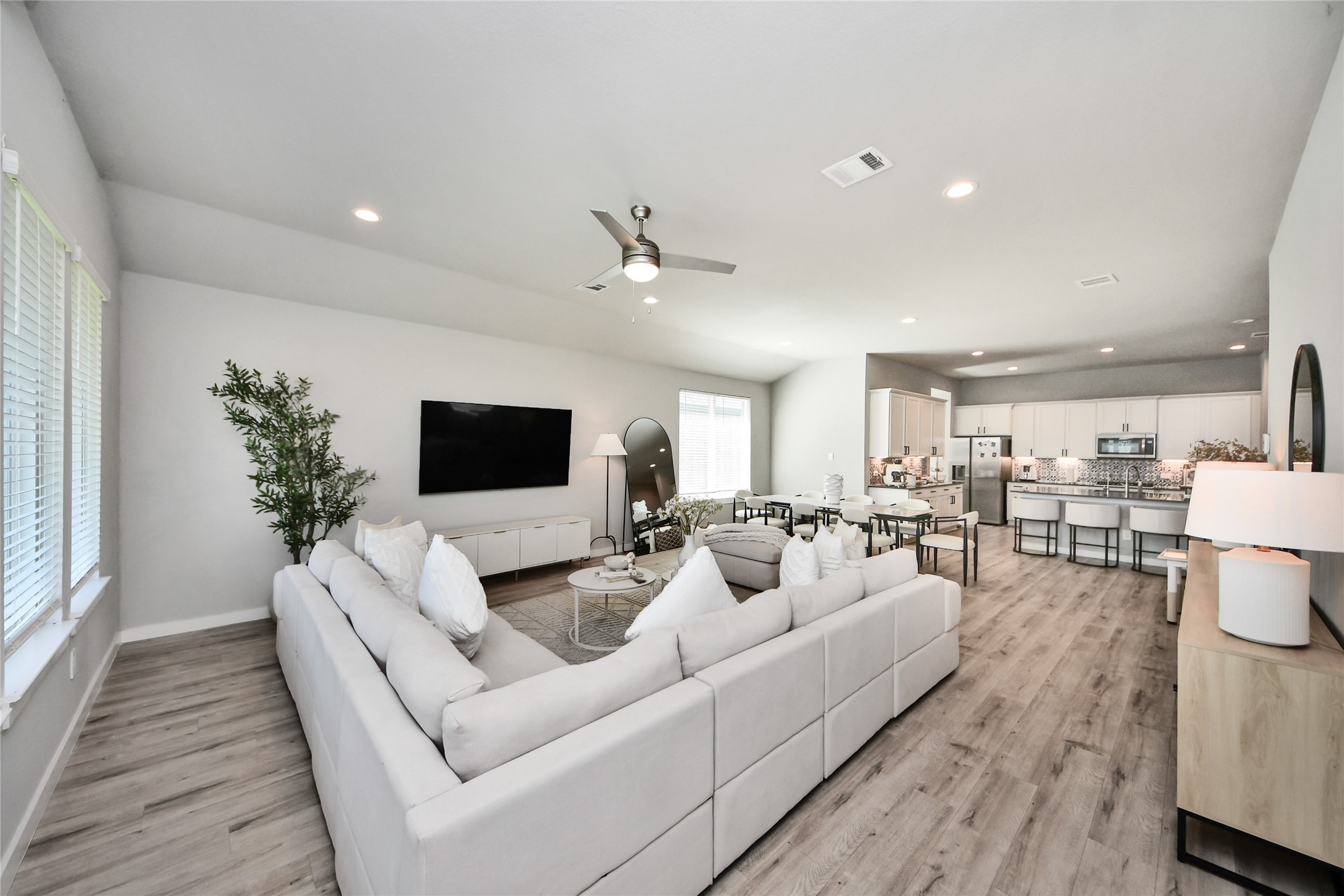 22510 Ginosa Trail Property Photo 12