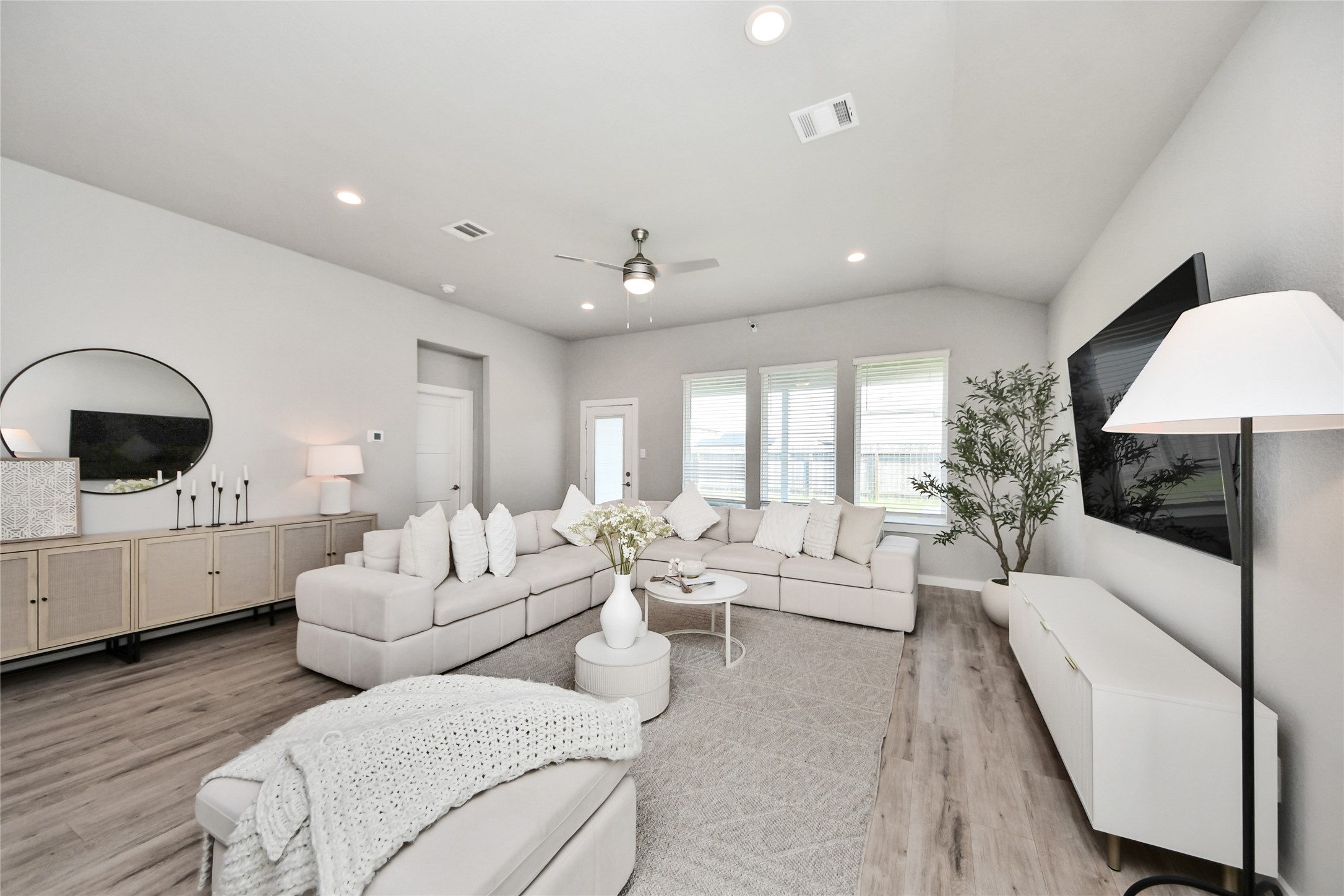 22510 Ginosa Trail Property Photo 14