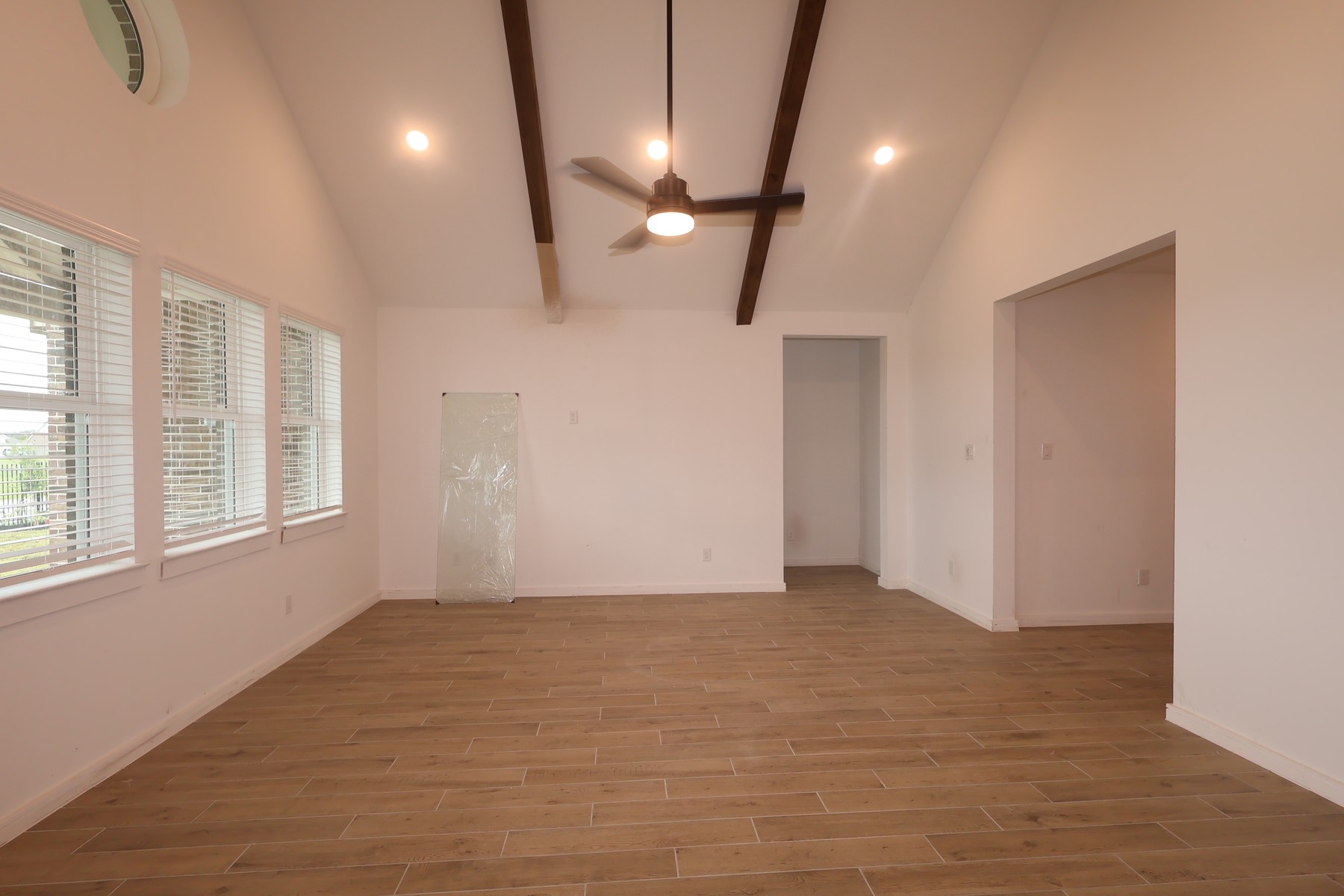 12023 Old Fashion Circle Property Photo 4