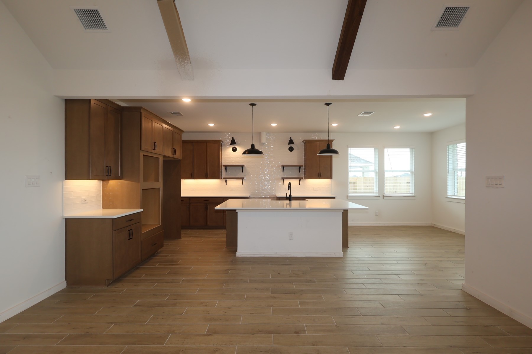 12023 Old Fashion Circle Property Photo 5