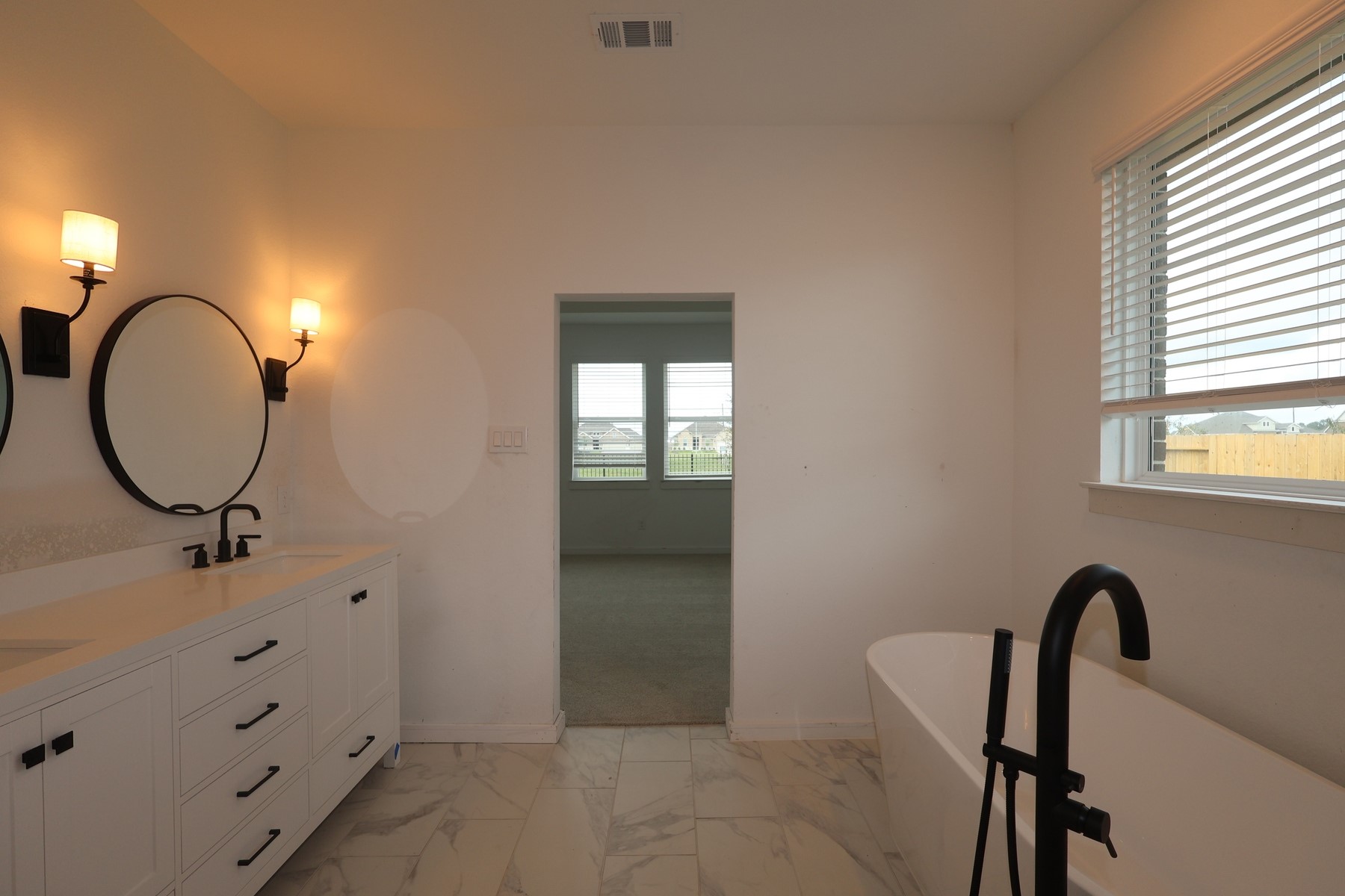 12023 Old Fashion Circle Property Photo 8