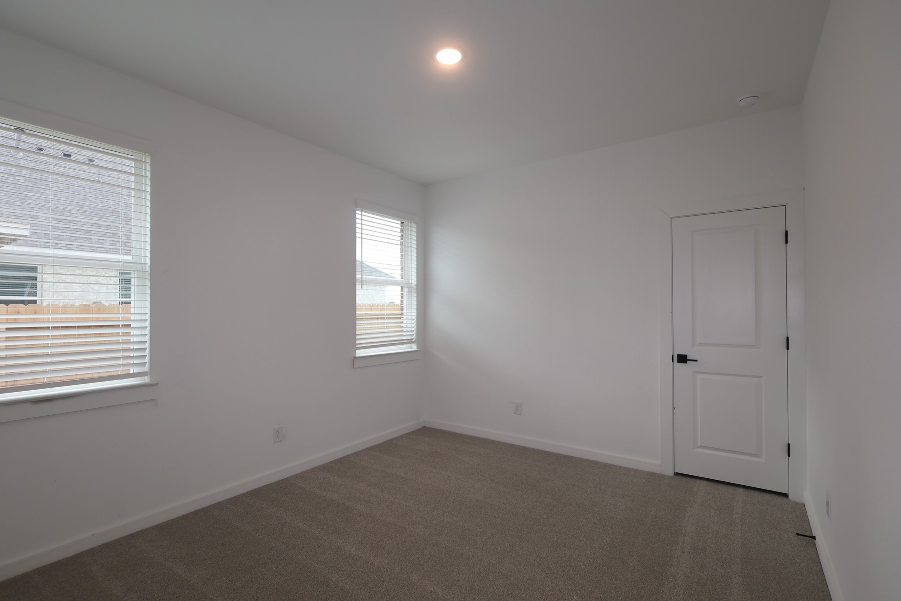 12023 Old Fashion Circle Property Photo 11