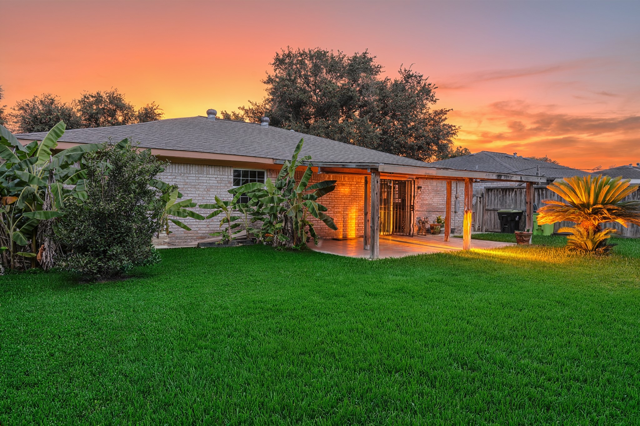 11819 S Ridgewood Circle Property Photo 9