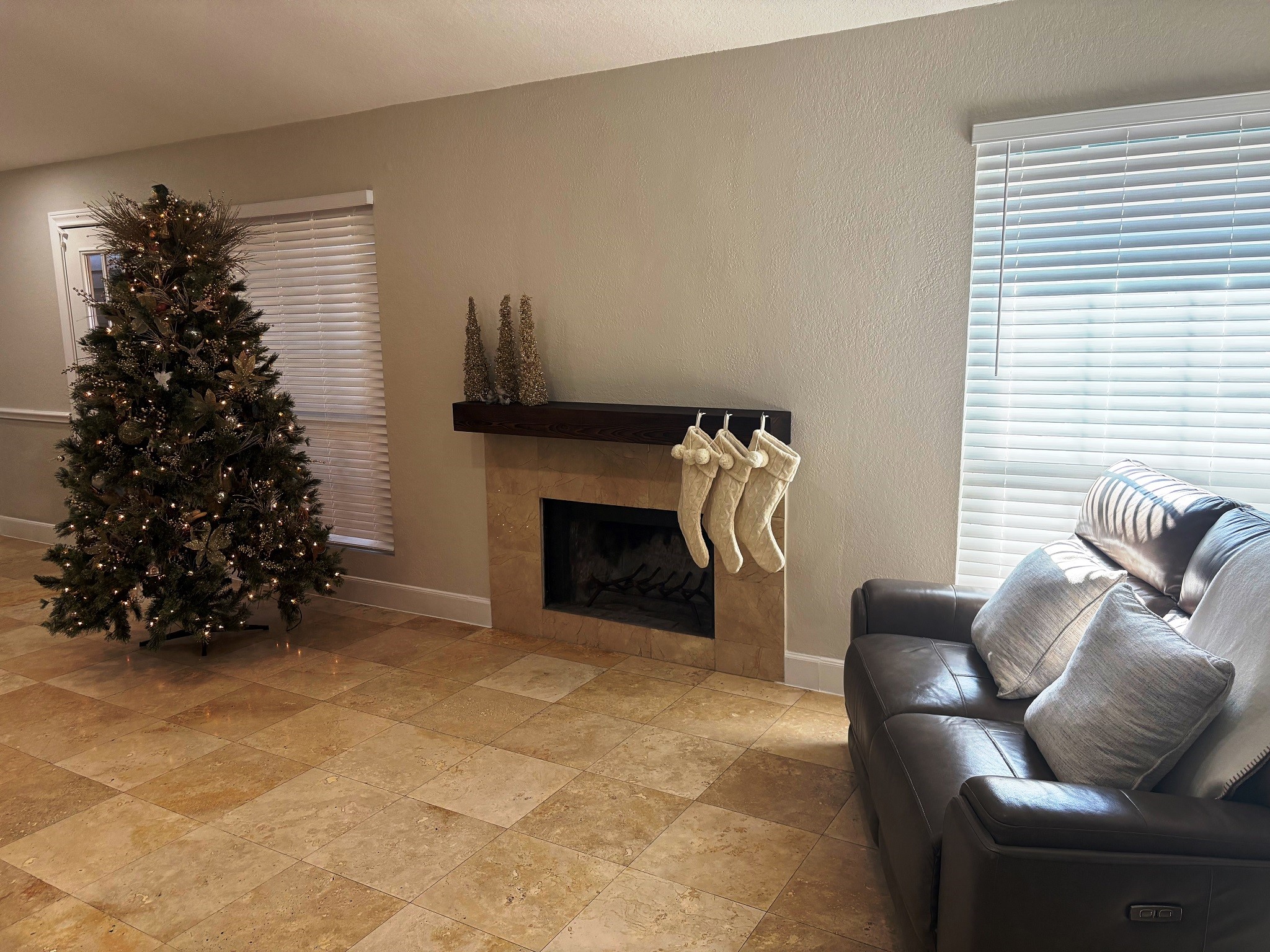 6352 Glenhagen Drive Property Photo 6
