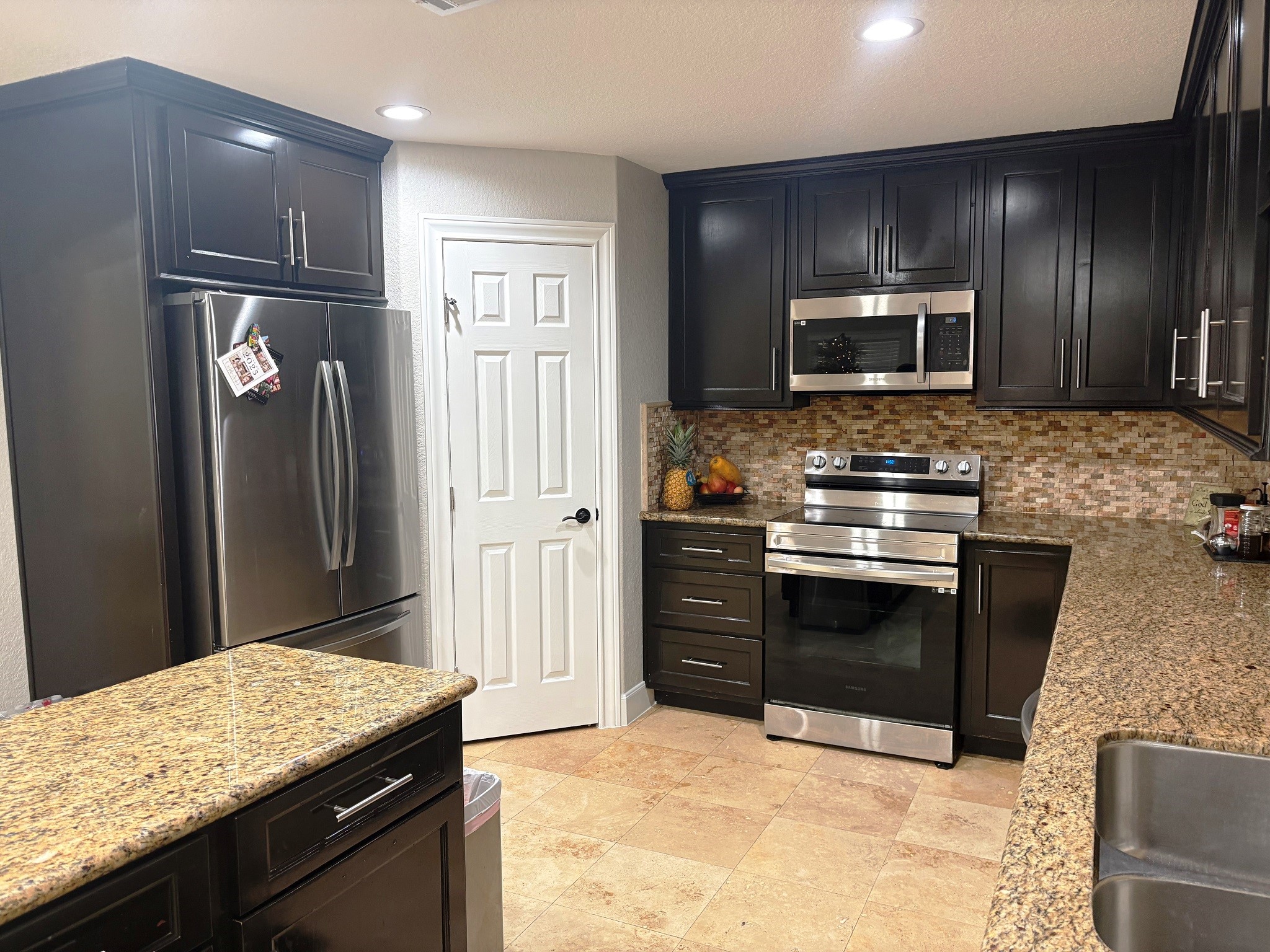 6352 Glenhagen Drive Property Photo 12